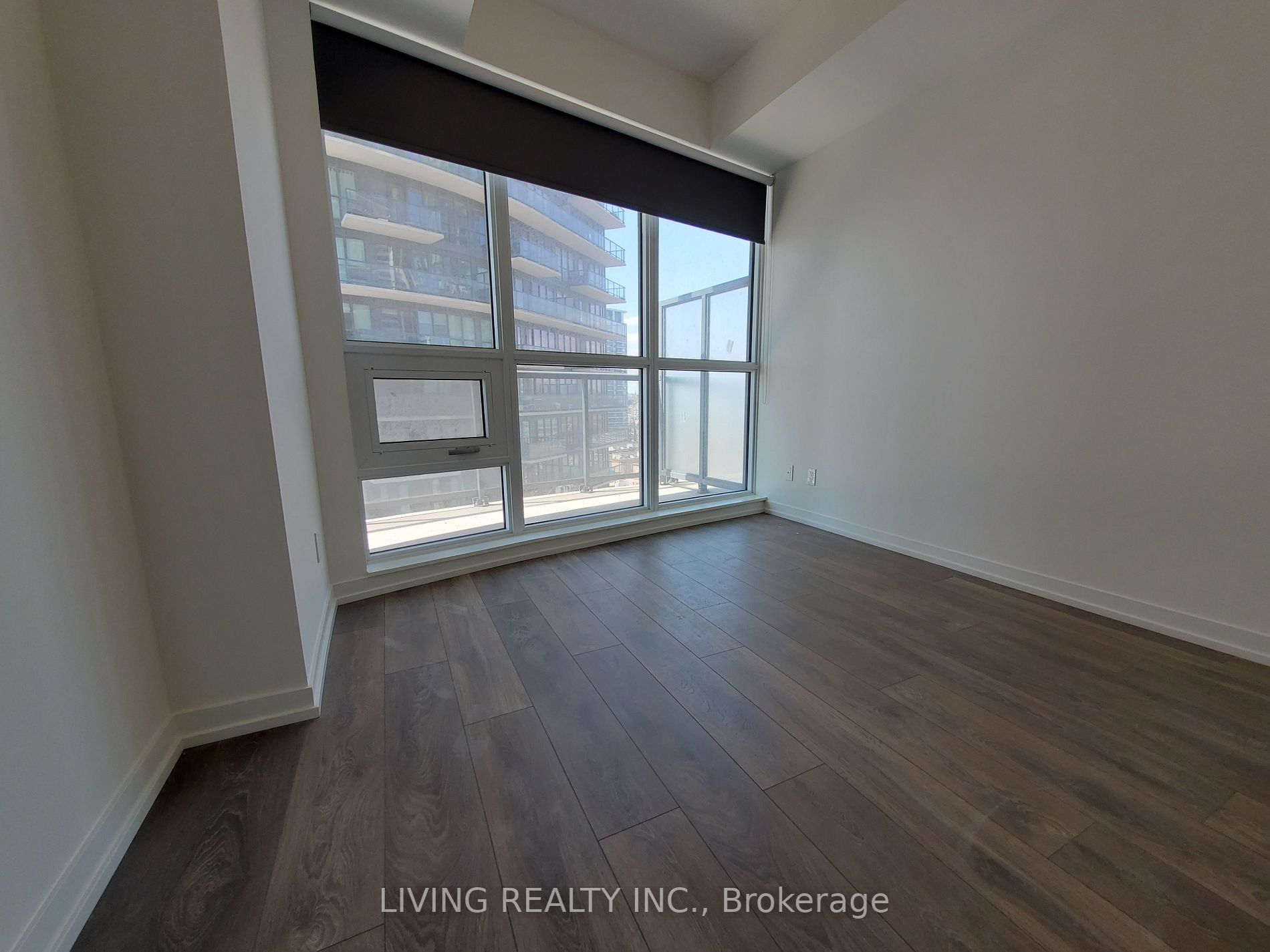 49 East Liberty St, #1207