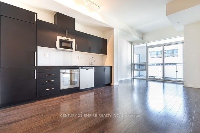460 Adelaide St E, #835