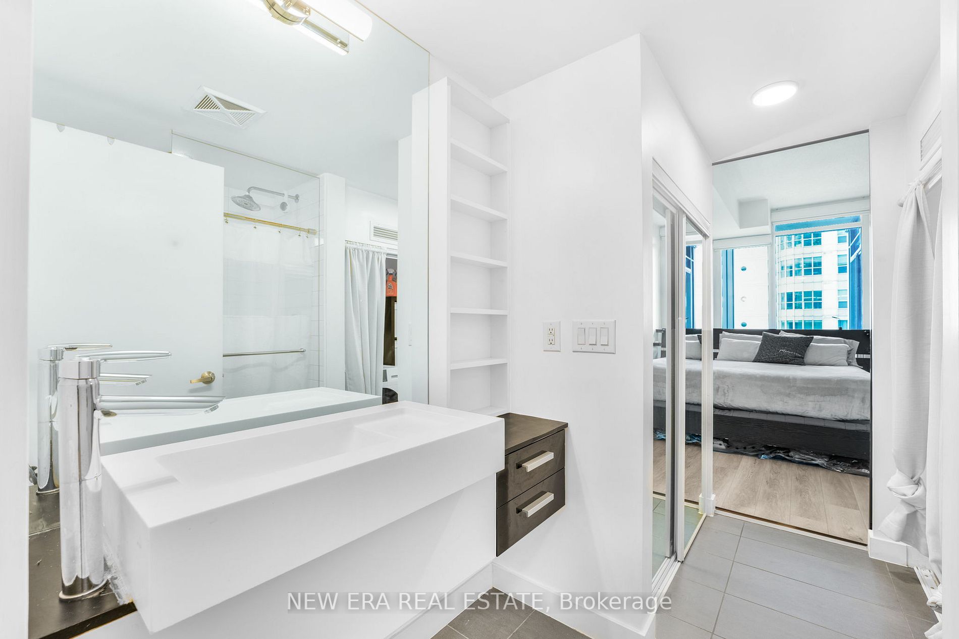 38 Dan Leckie Way, #510