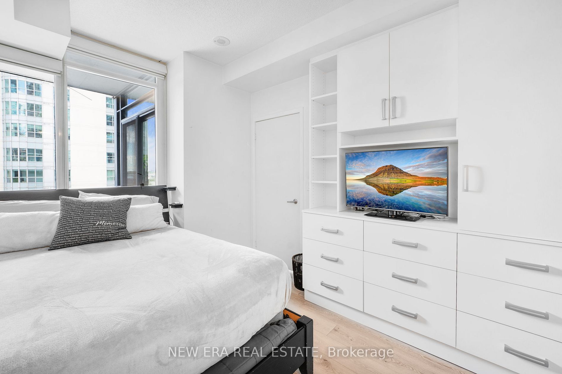 38 Dan Leckie Way, #510