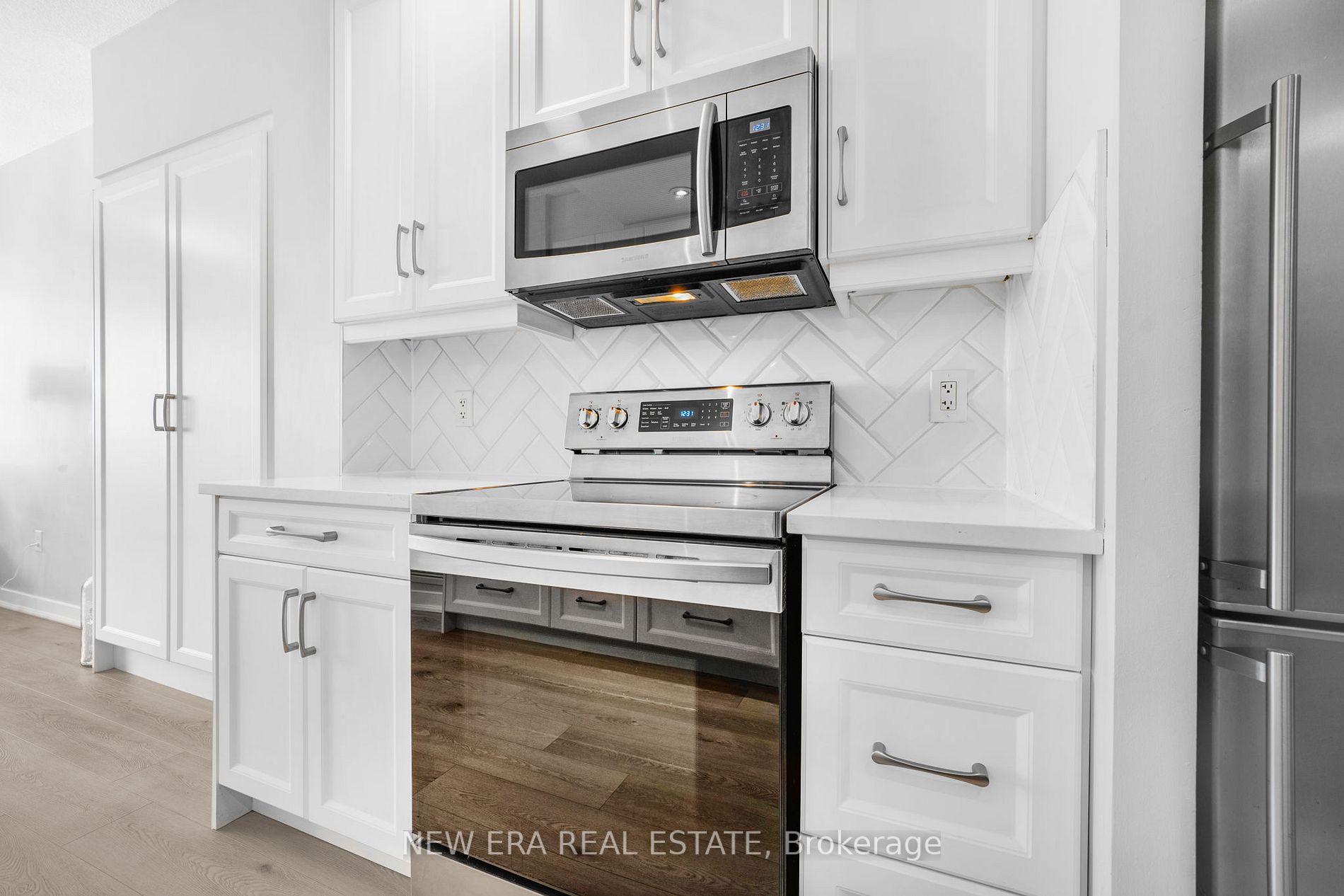 38 Dan Leckie Way, #510