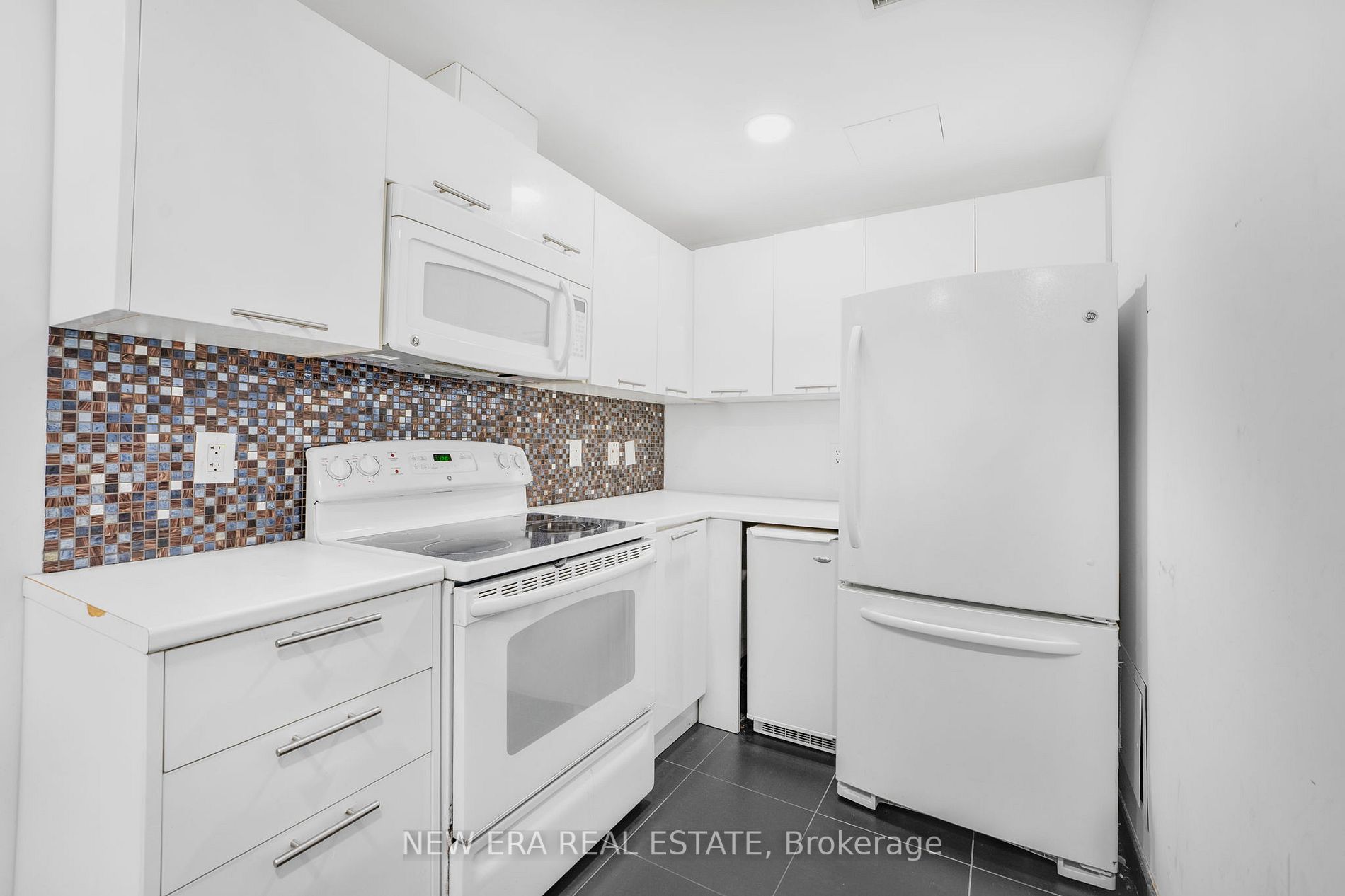 38 Dan Leckie Way, #510