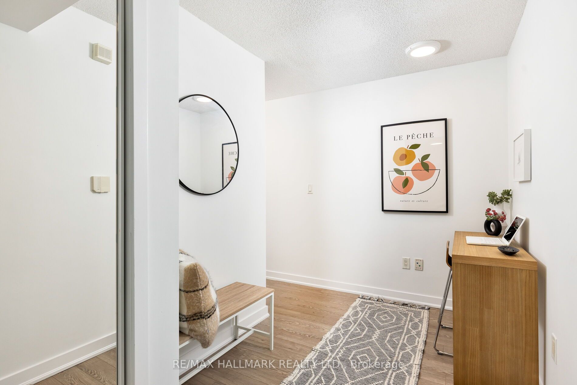 15 Fort York Blvd, #1512
