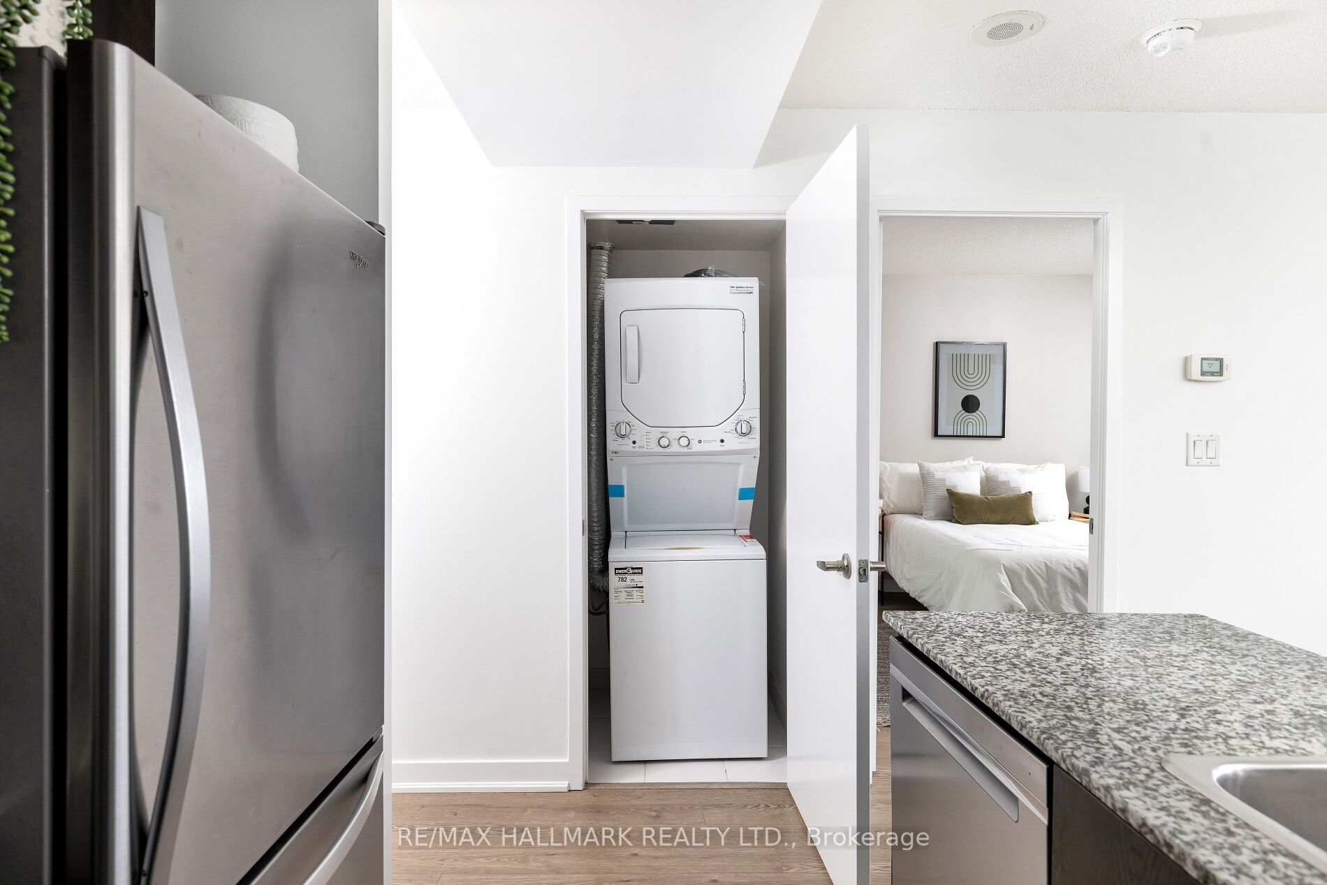 15 Fort York Blvd, #1512