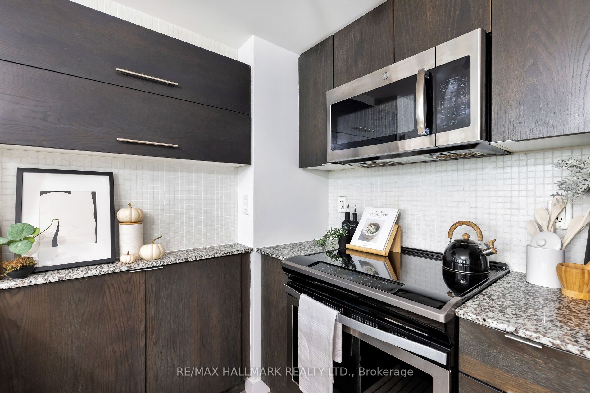 15 Fort York Blvd, #1512