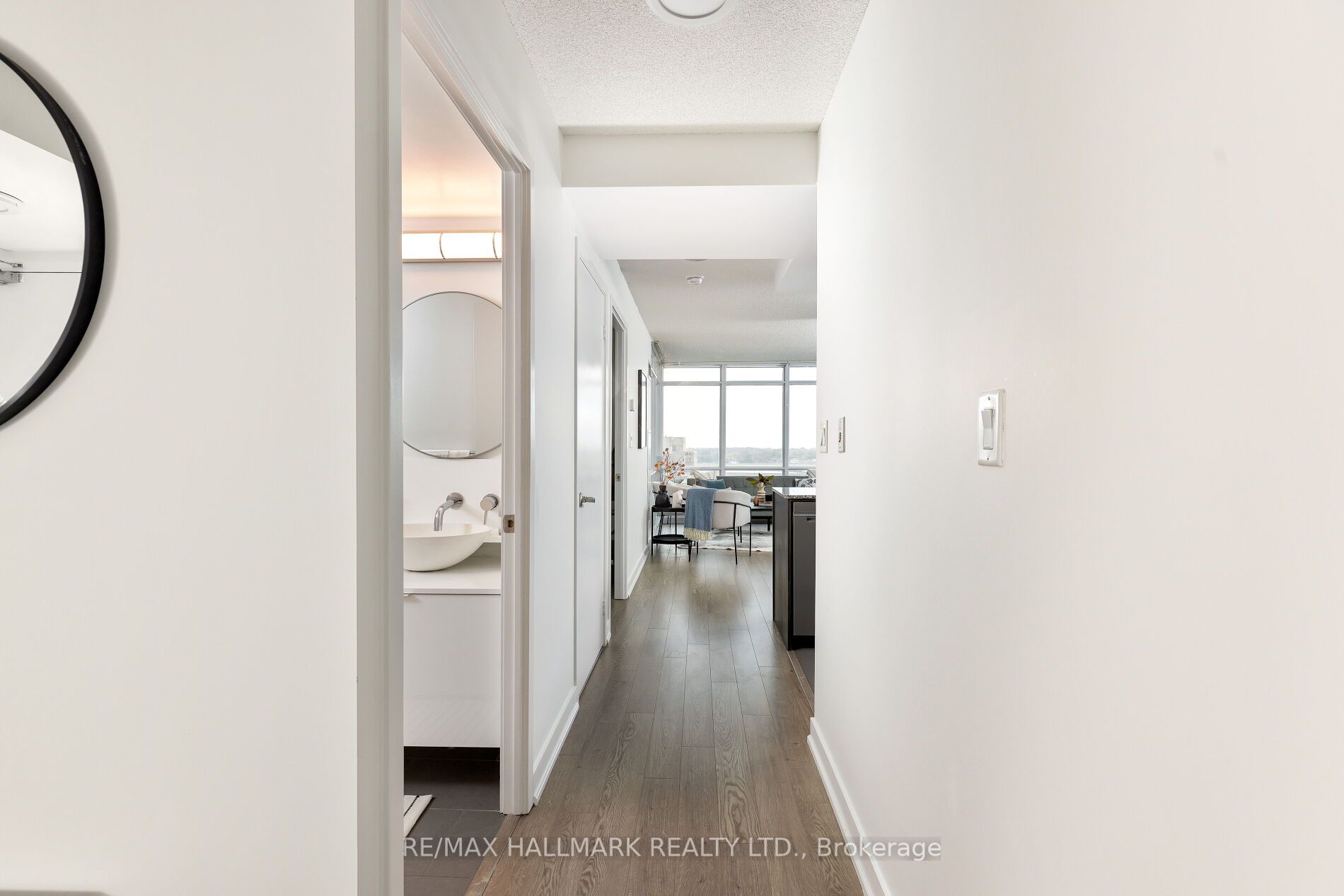 15 Fort York Blvd, #1512