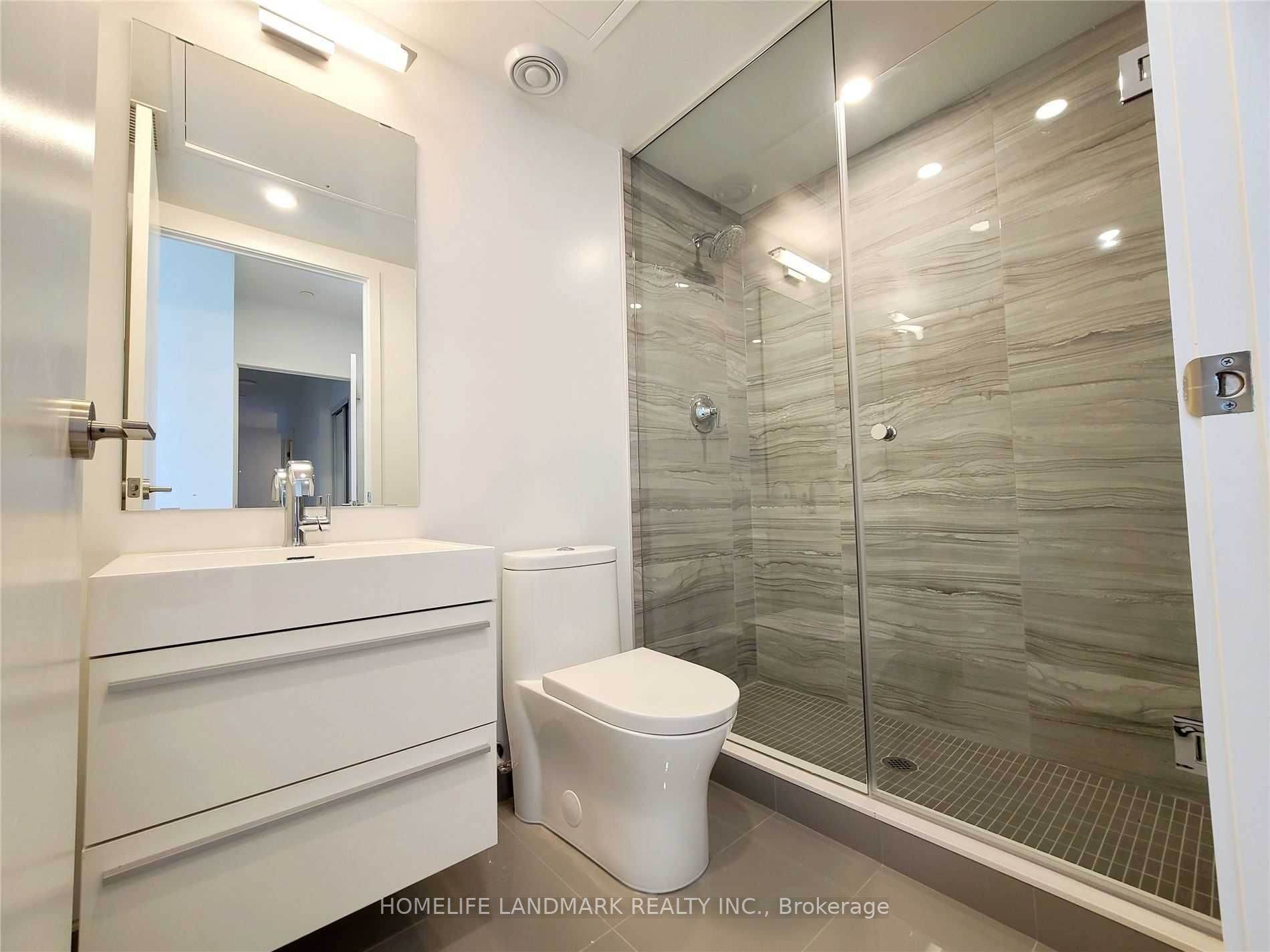 39 Roehampton Ave, ##410
