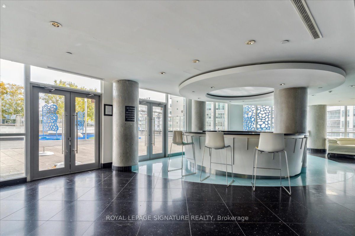 38 Dan Leckie Way, #223