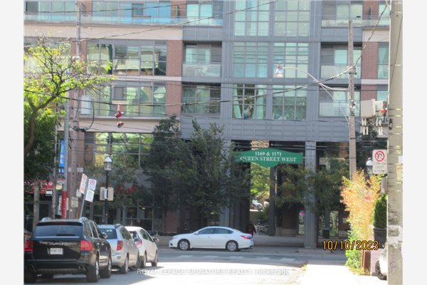 1171 Queen St W, Toronto