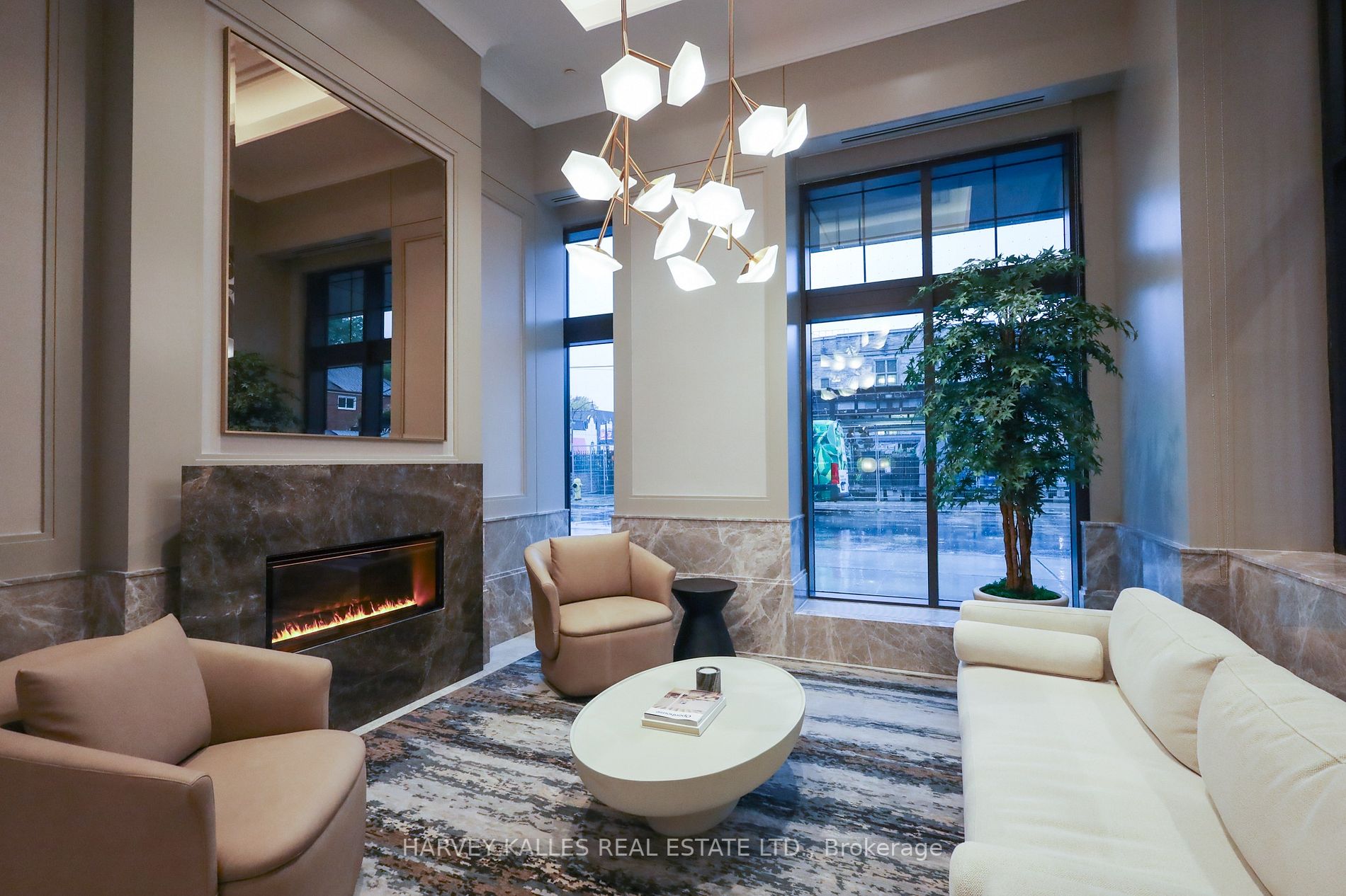 2781 Yonge St, #511
