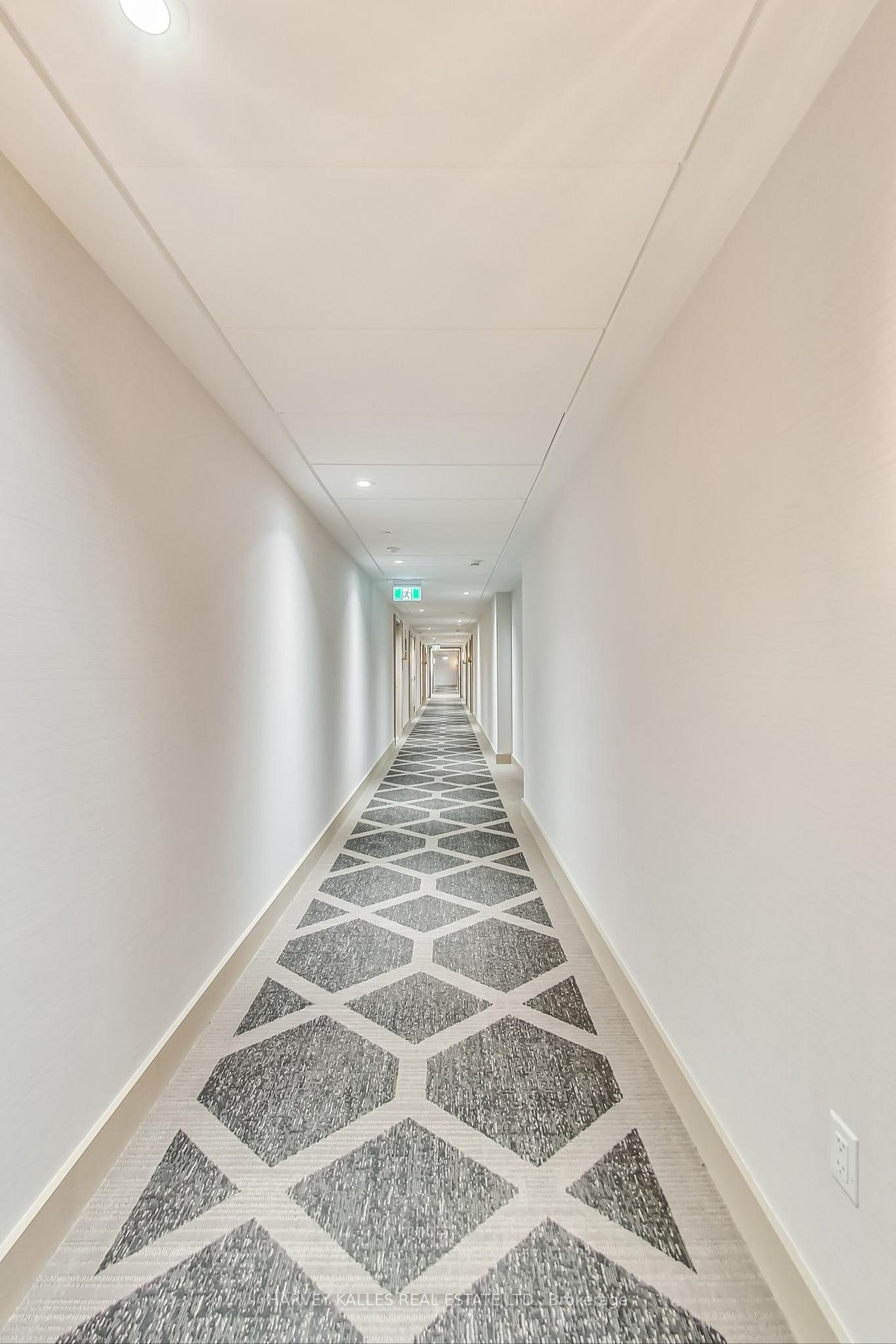 2781 Yonge St, #511