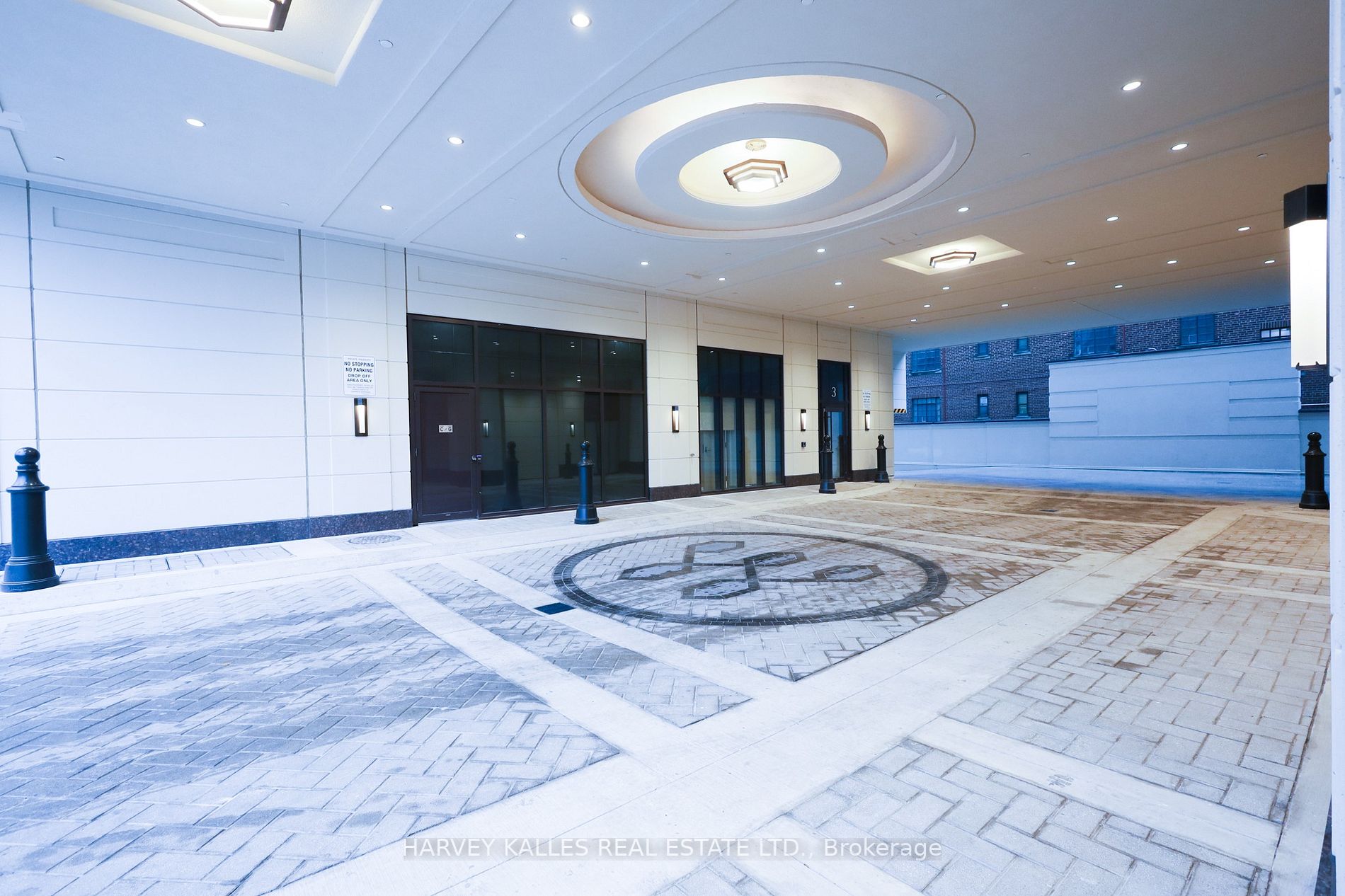 2781 Yonge St, #511