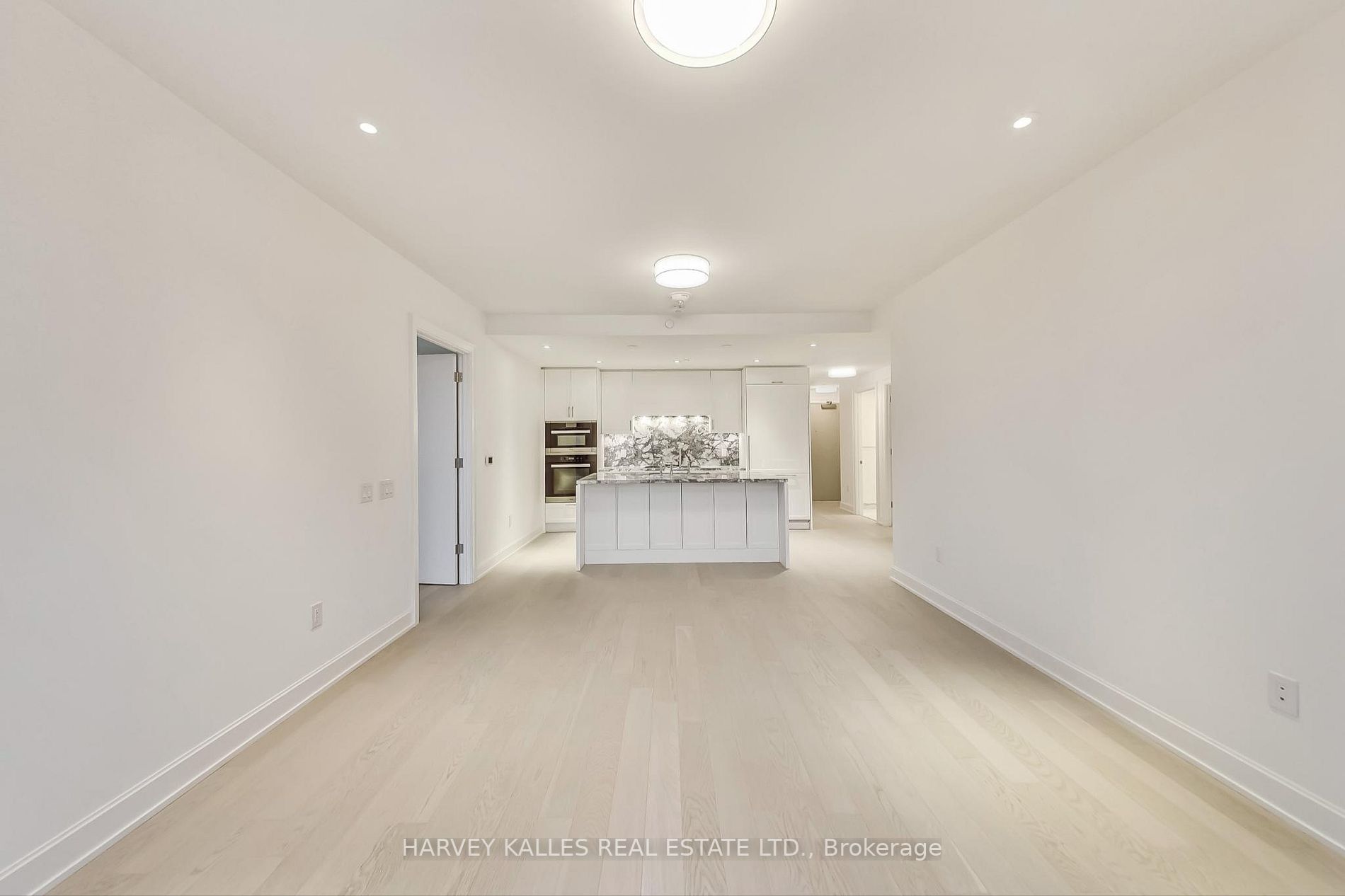 2781 Yonge St, #511