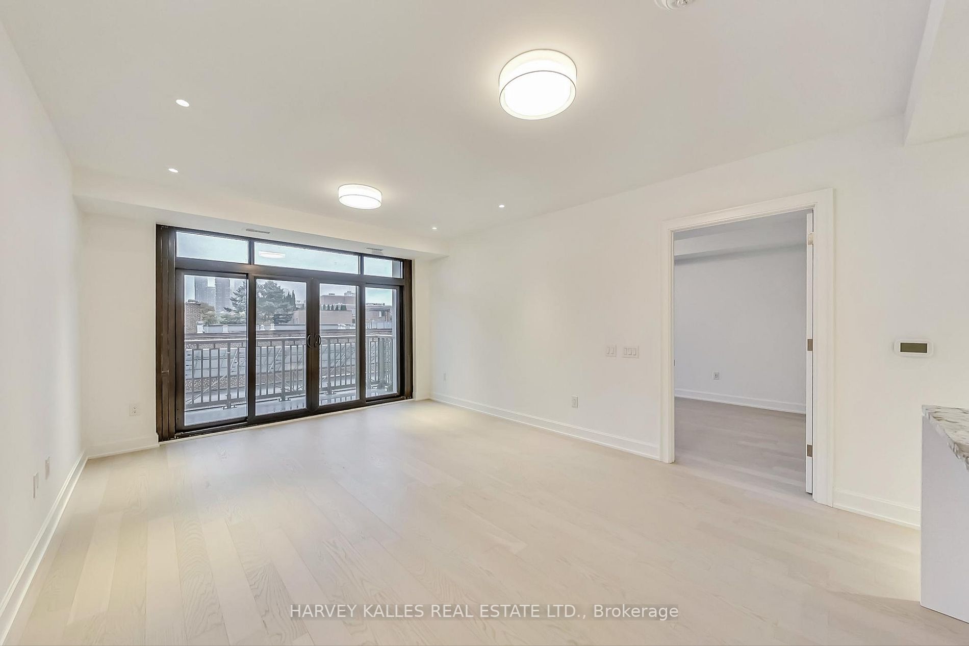 2781 Yonge St, #511