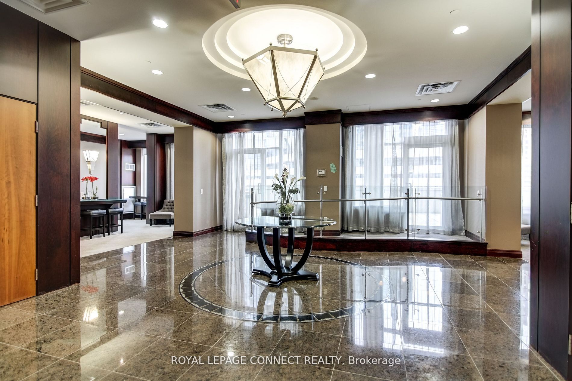 35 Balmuto St, #2104