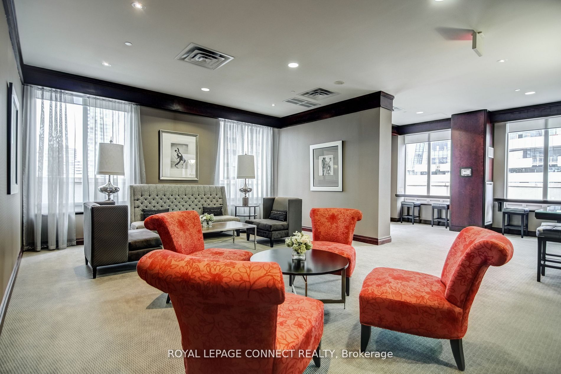 35 Balmuto St, #2104