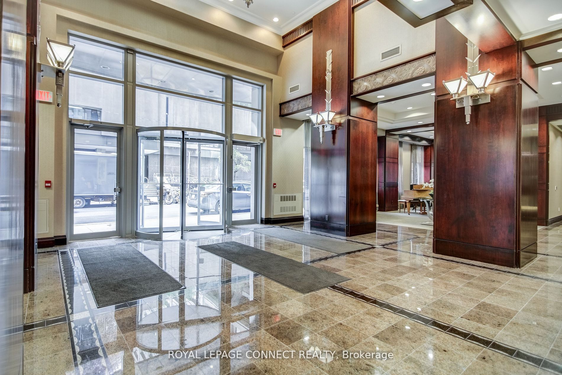 35 Balmuto St, #2104