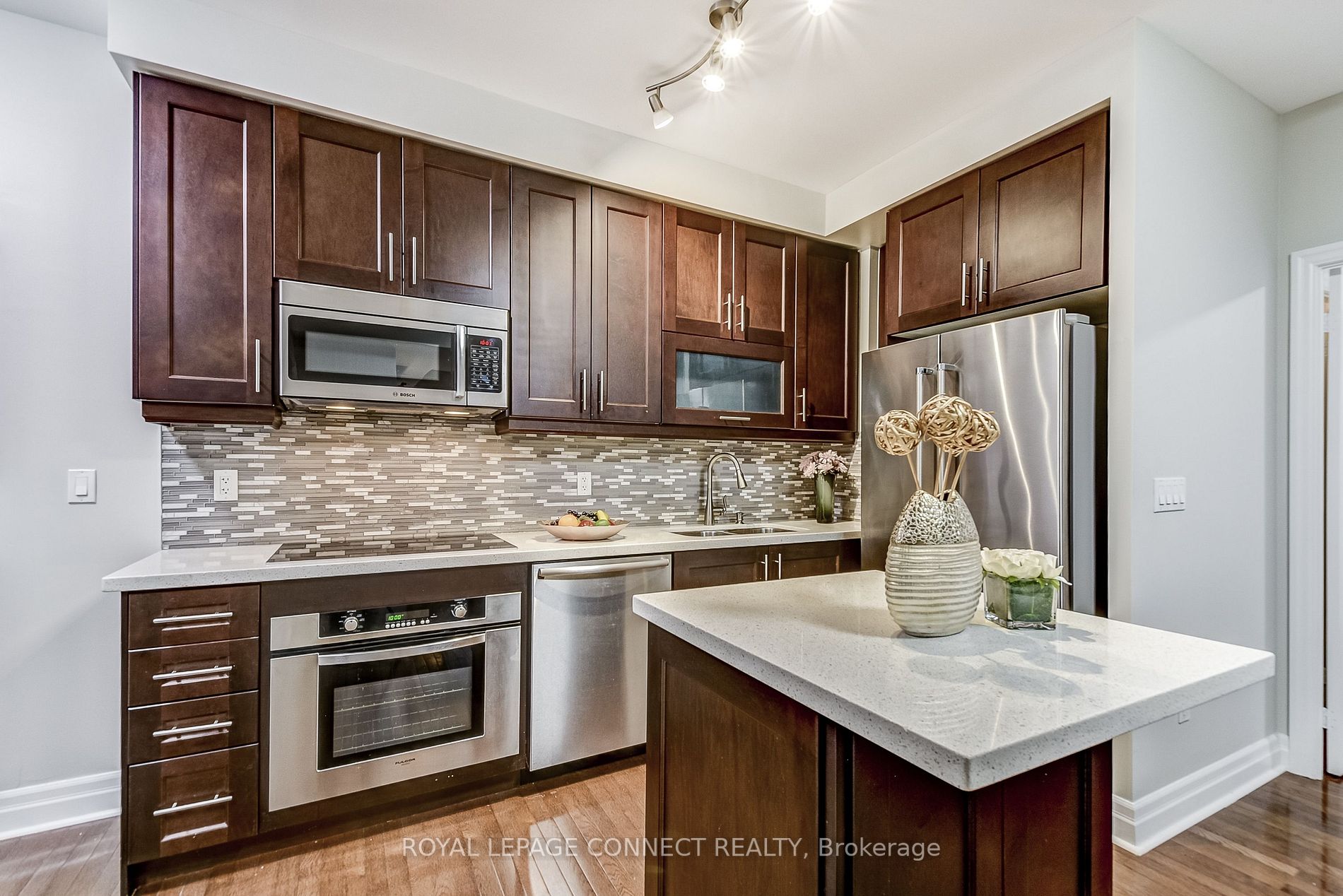 35 Balmuto St, #2104