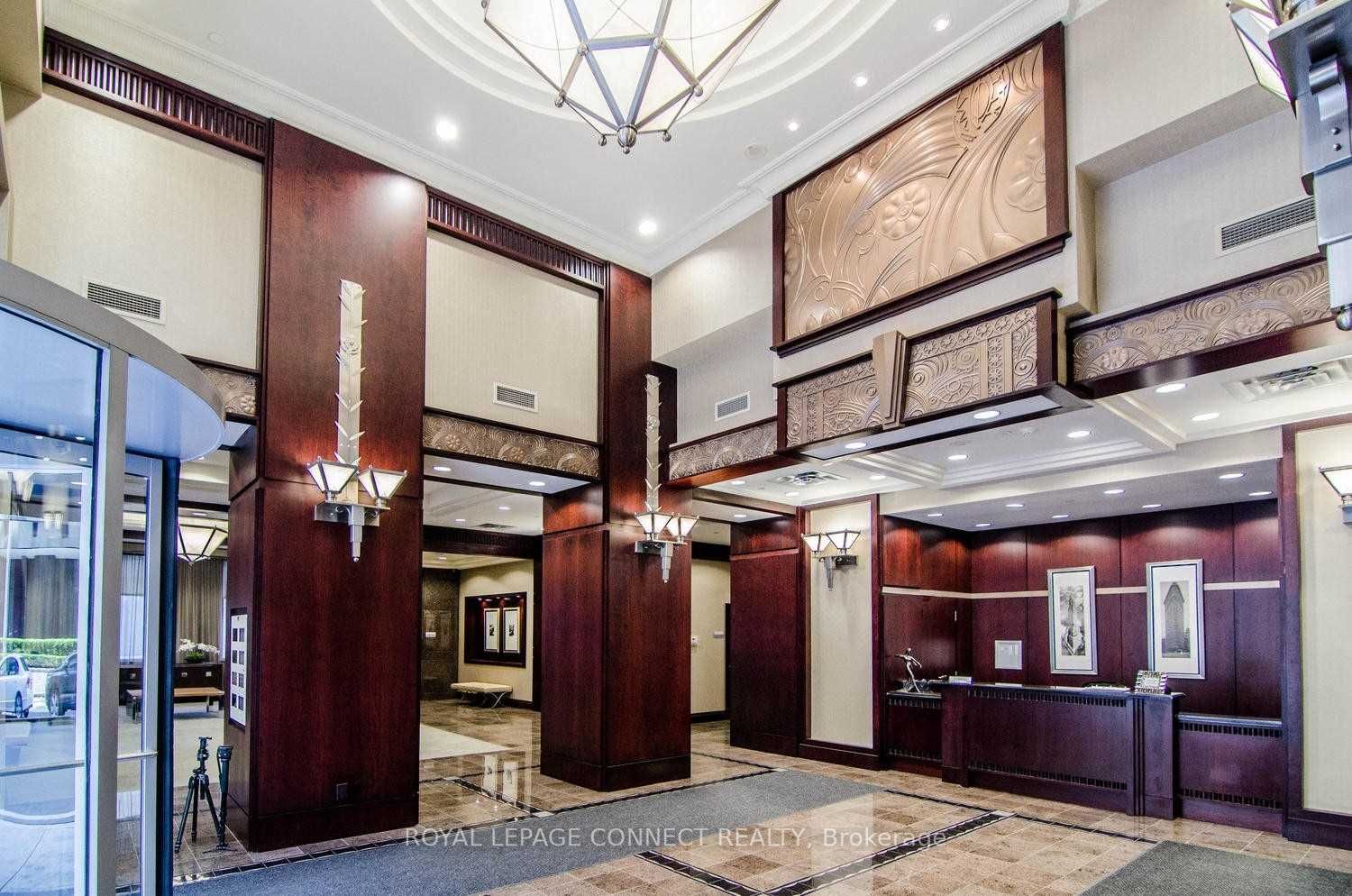 35 Balmuto St, #2104