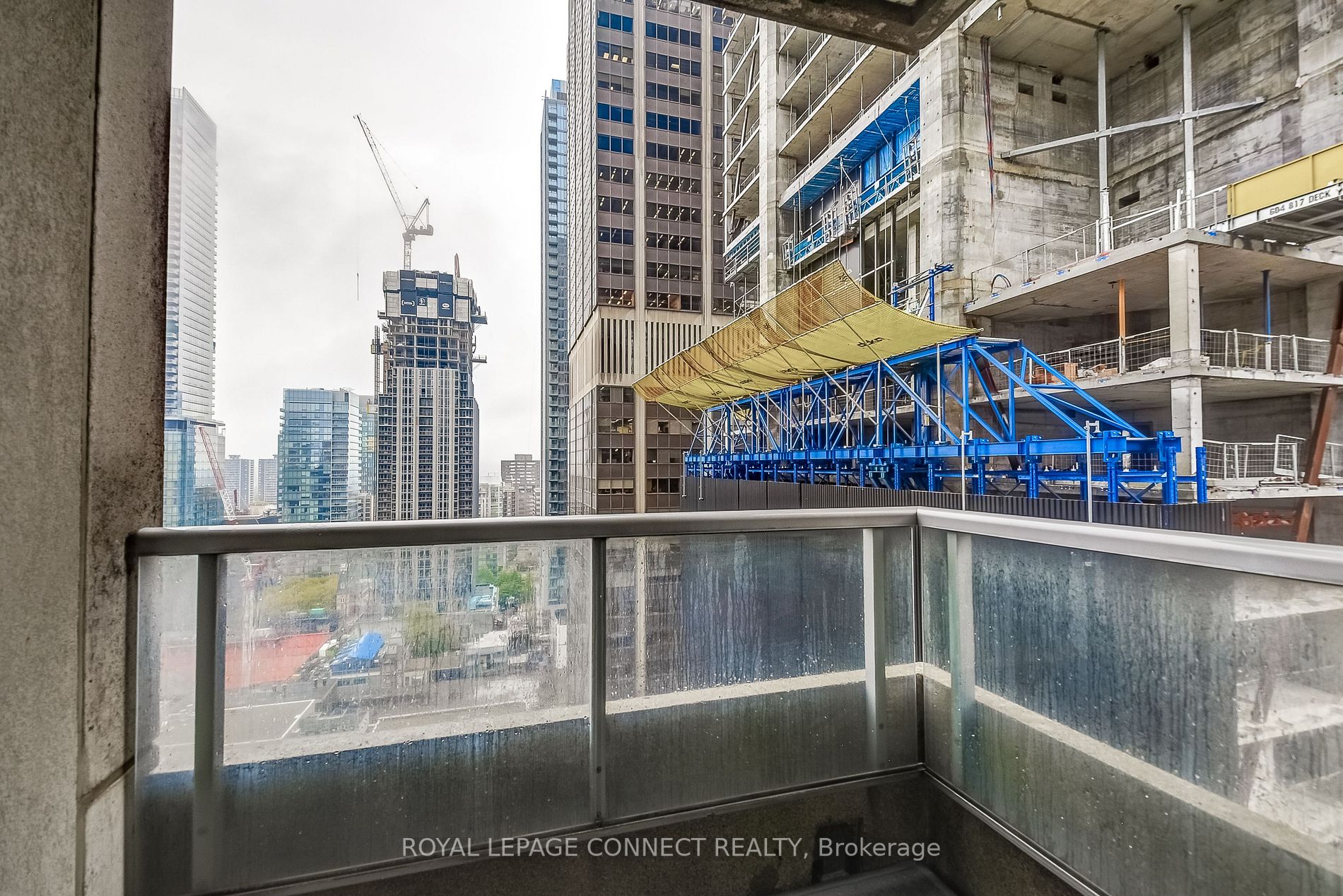 35 Balmuto St, #2104