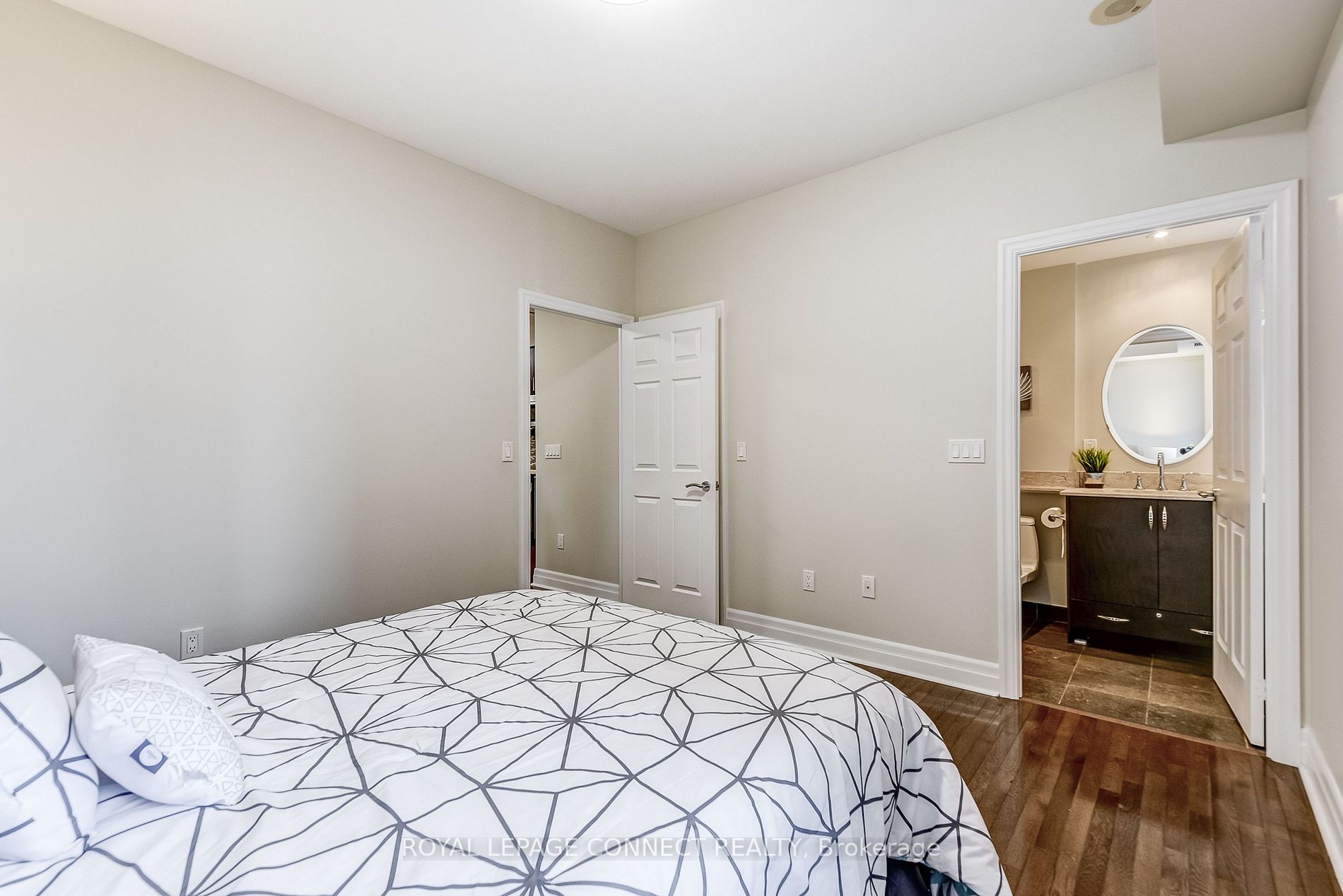 35 Balmuto St, #2104
