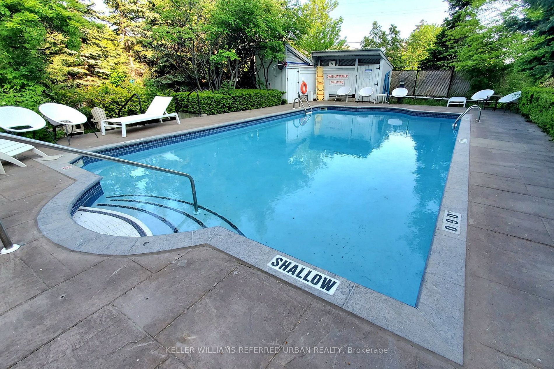 35 Finch Ave E, #1505