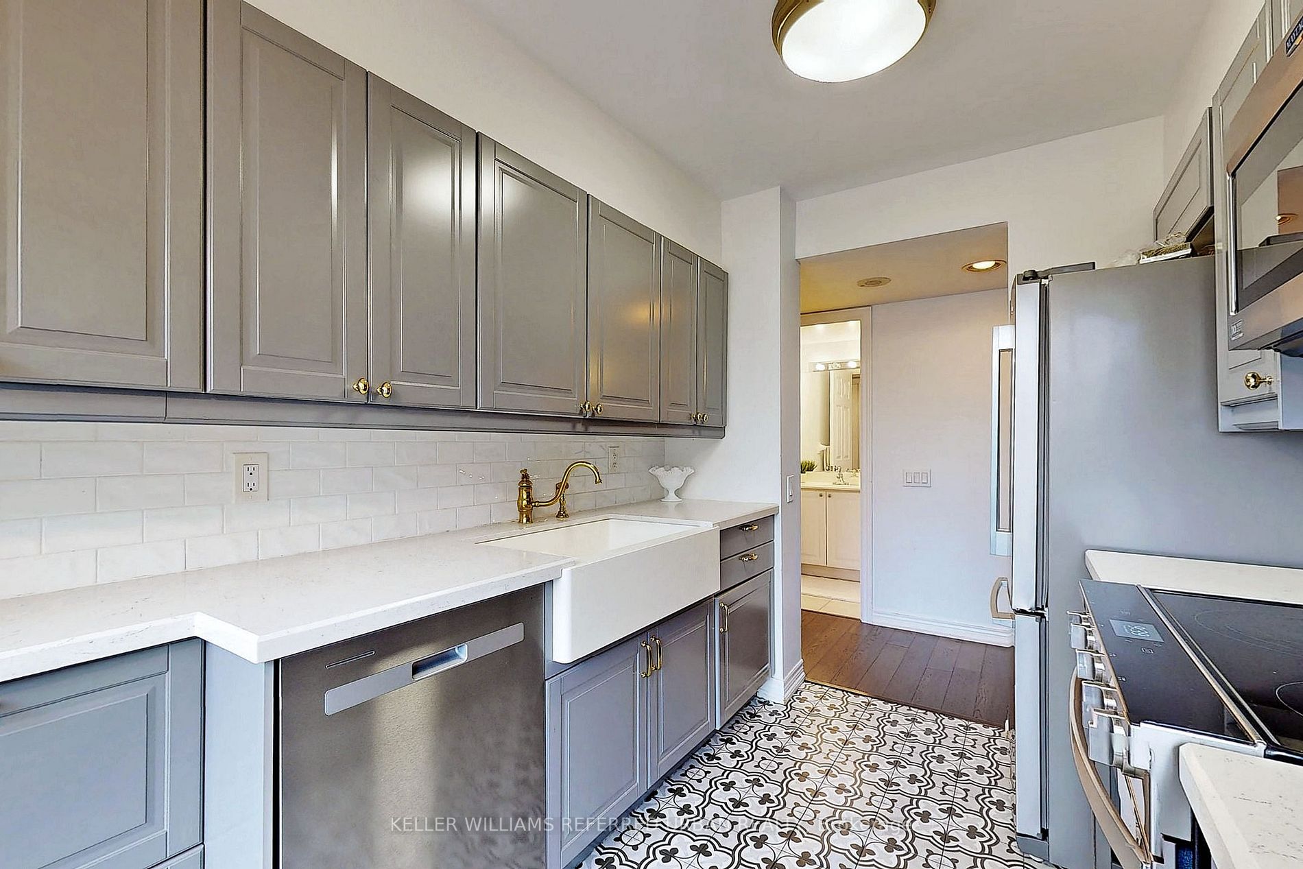 35 Finch Ave E, #1505
