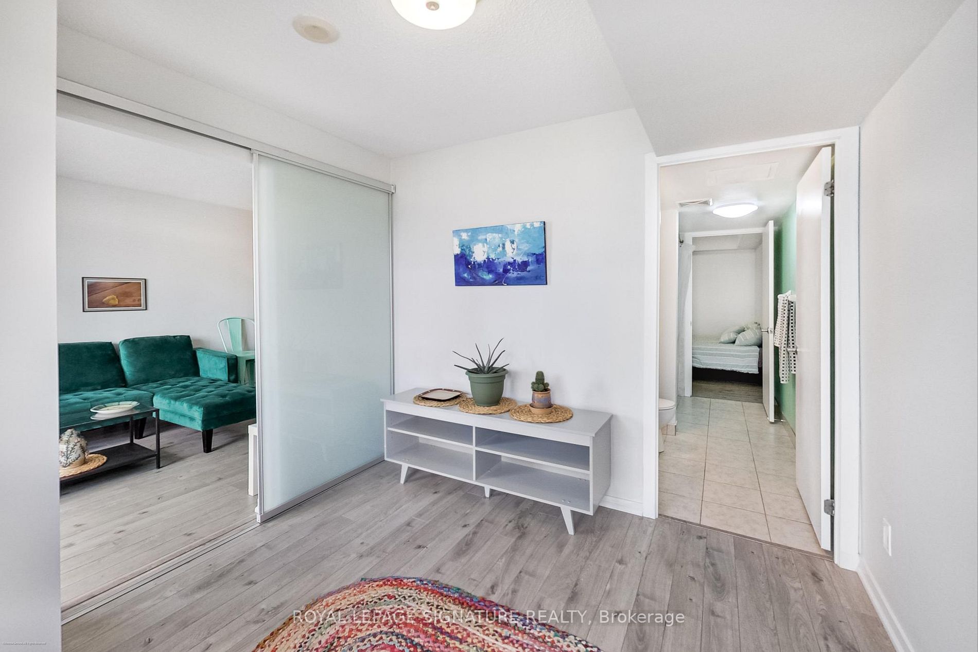 38 Joe Shuster Way, #926