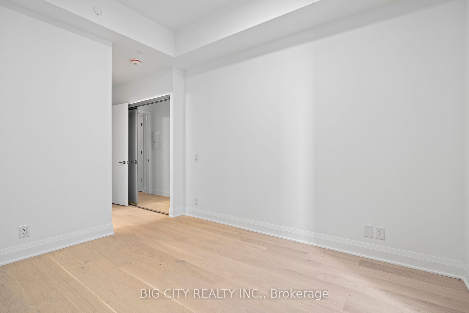 33 Frederick Todd Way, #TH07
