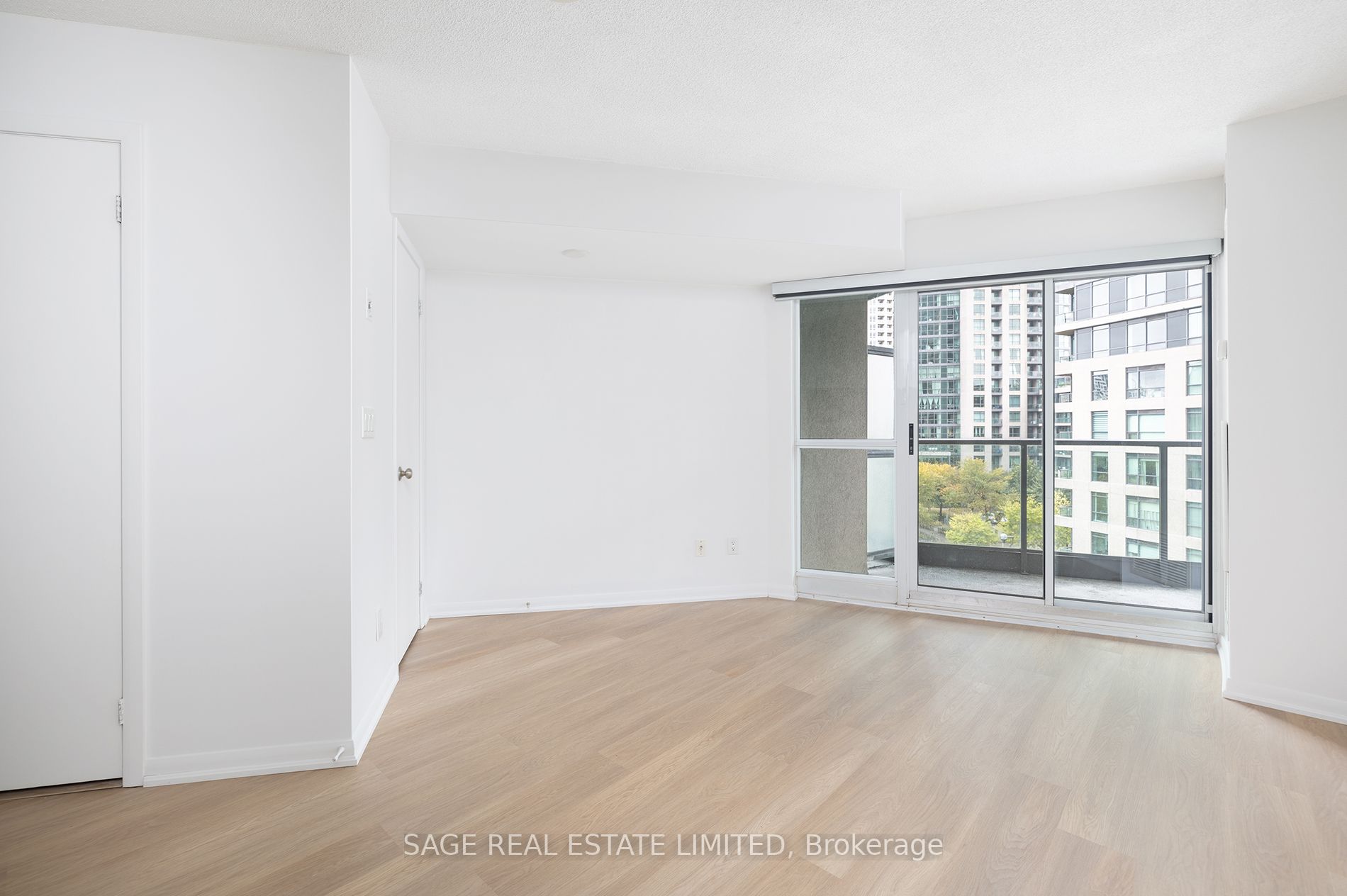231 Fort York Blvd, #536