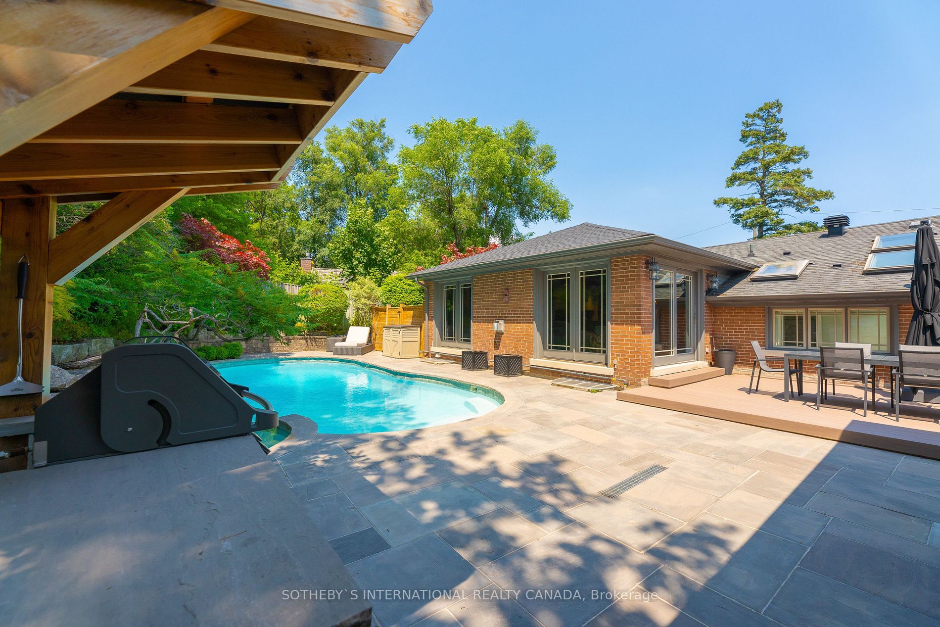 39 Sunnydene Cres