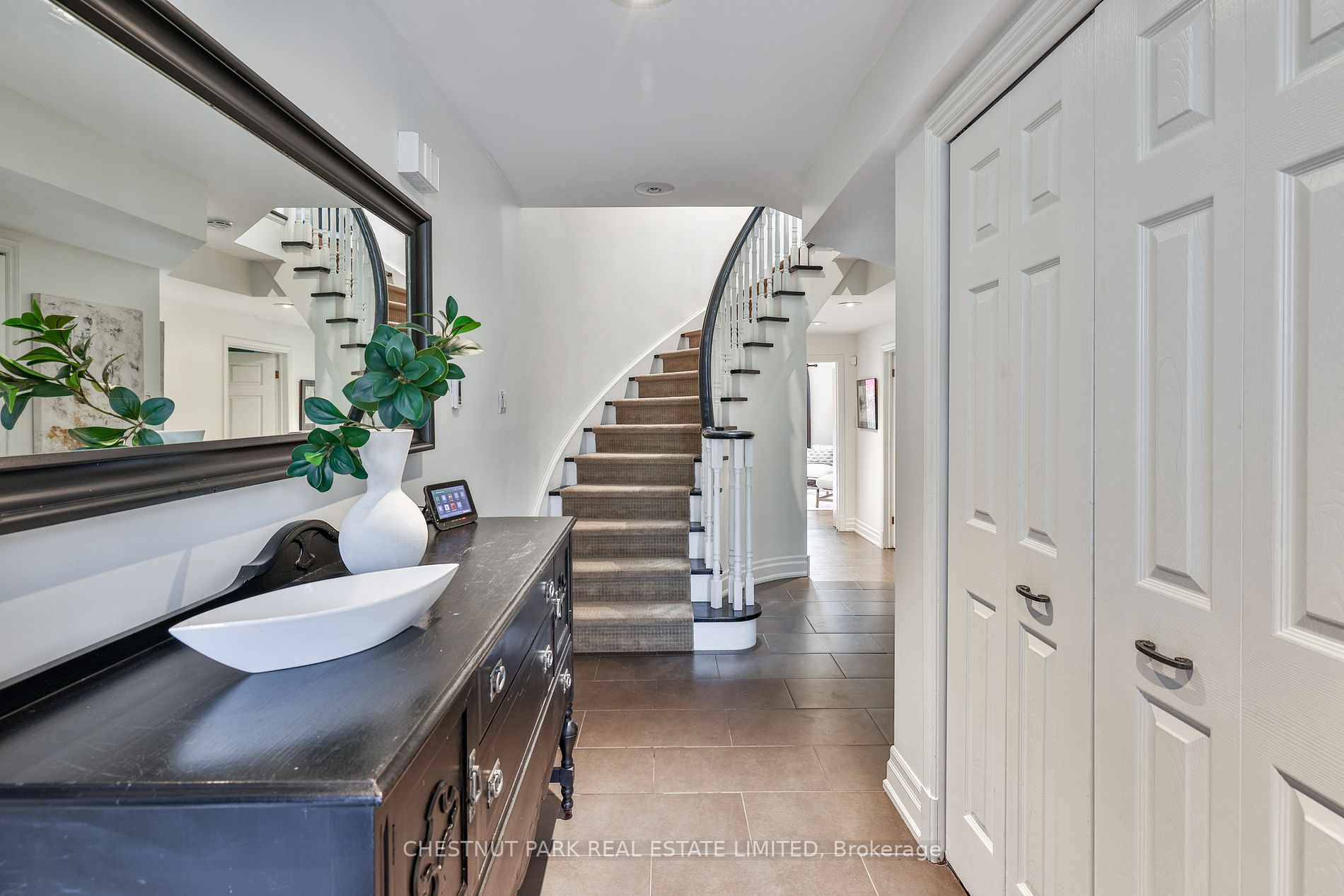 219 Glenforest Rd