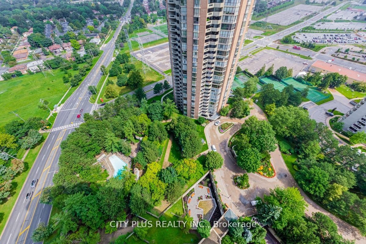 89 Skymark Dr, #3010