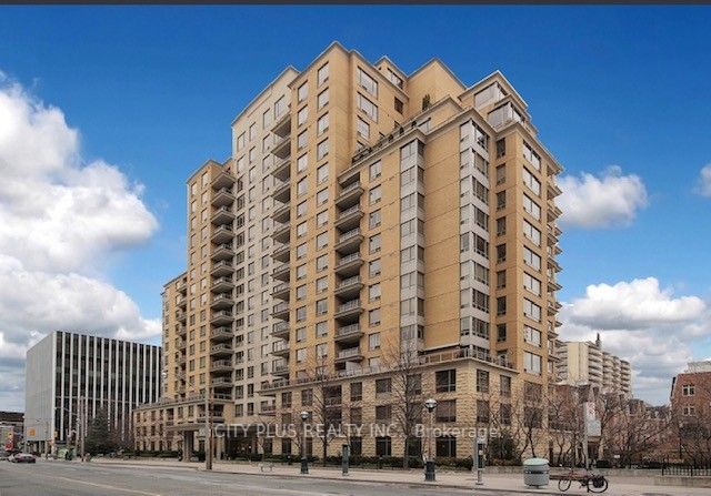 123 Eglinton Ave E, #1103