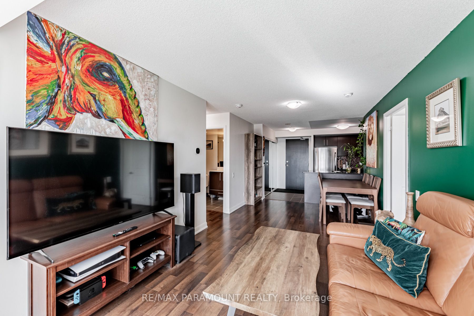 17 Anndale Dr, #915