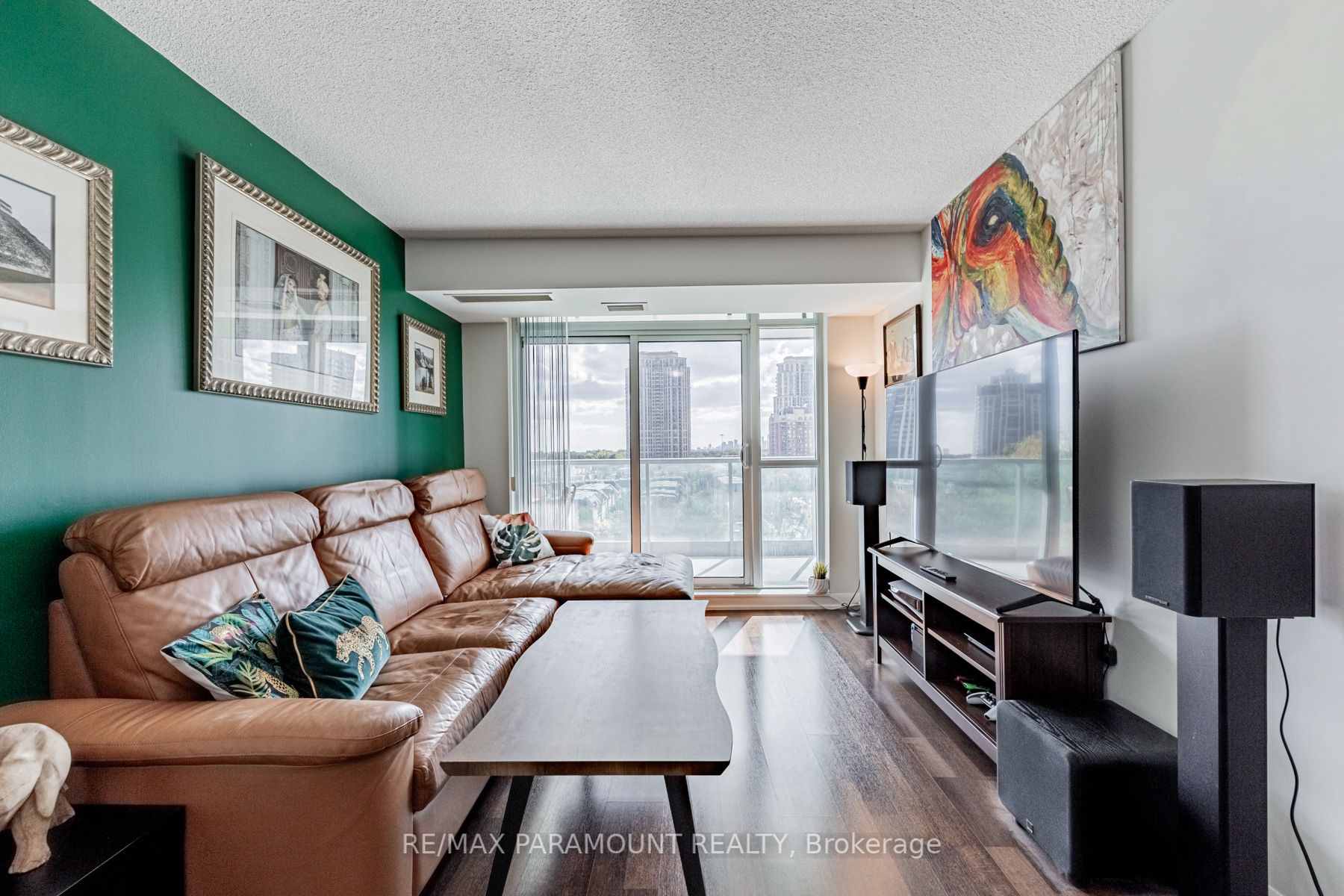 17 Anndale Dr, #915