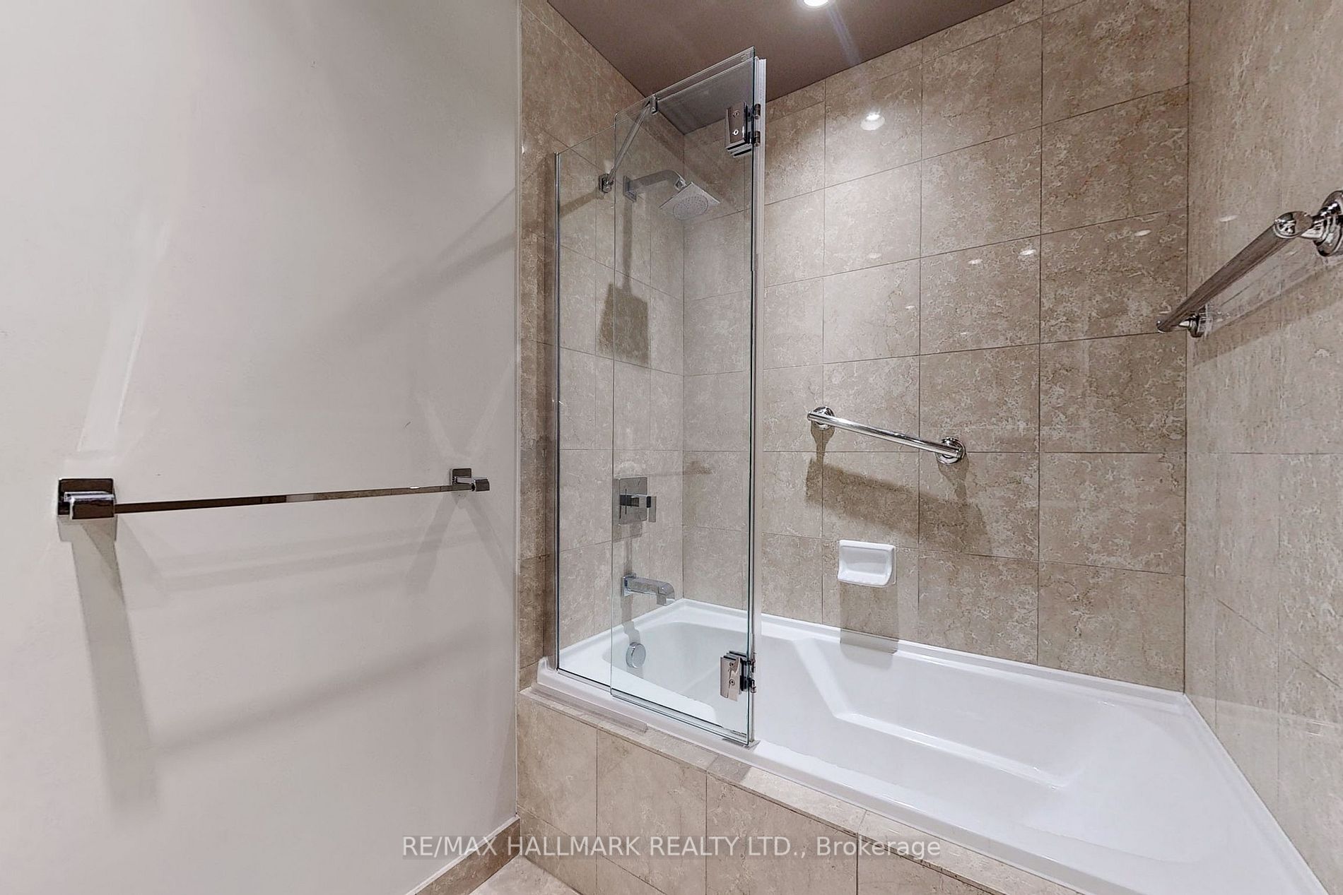 8 Park Rd, #3710