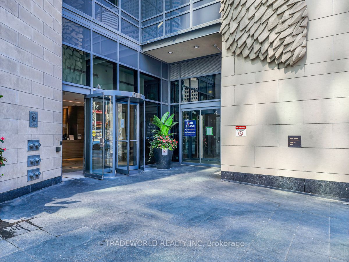 1 The Esplanade, #1504