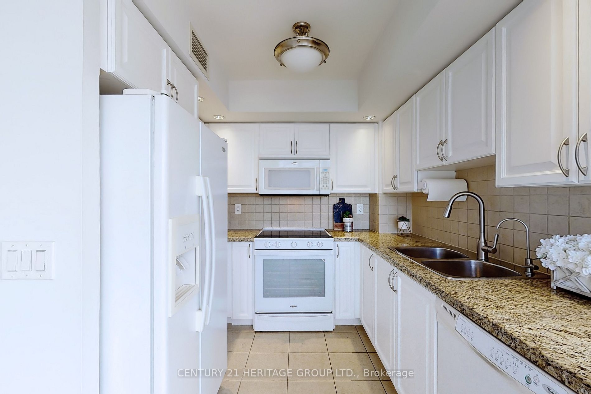 500 Doris Ave N, #1627