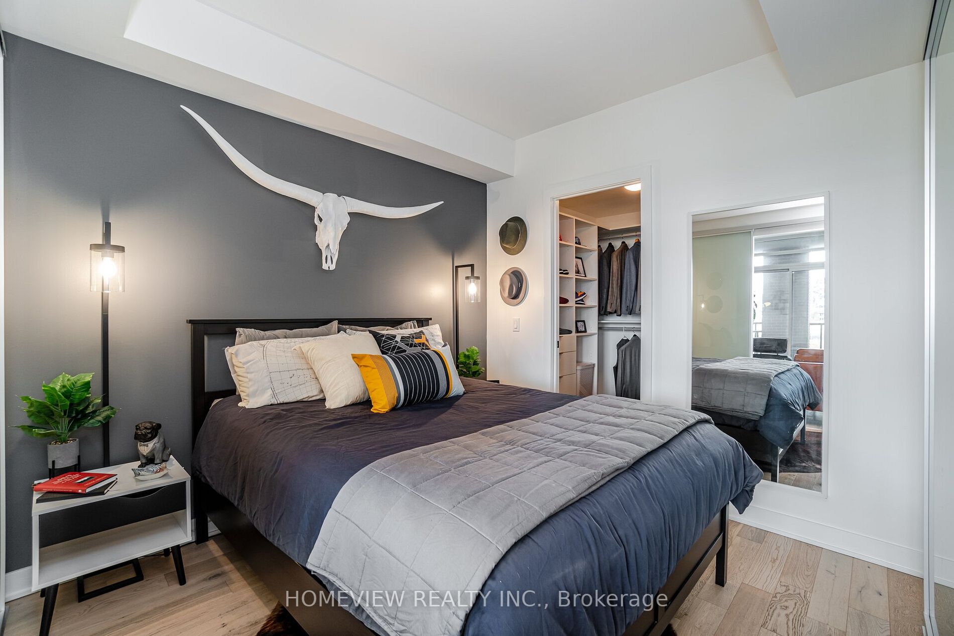 169 Fort York Blvd, #729