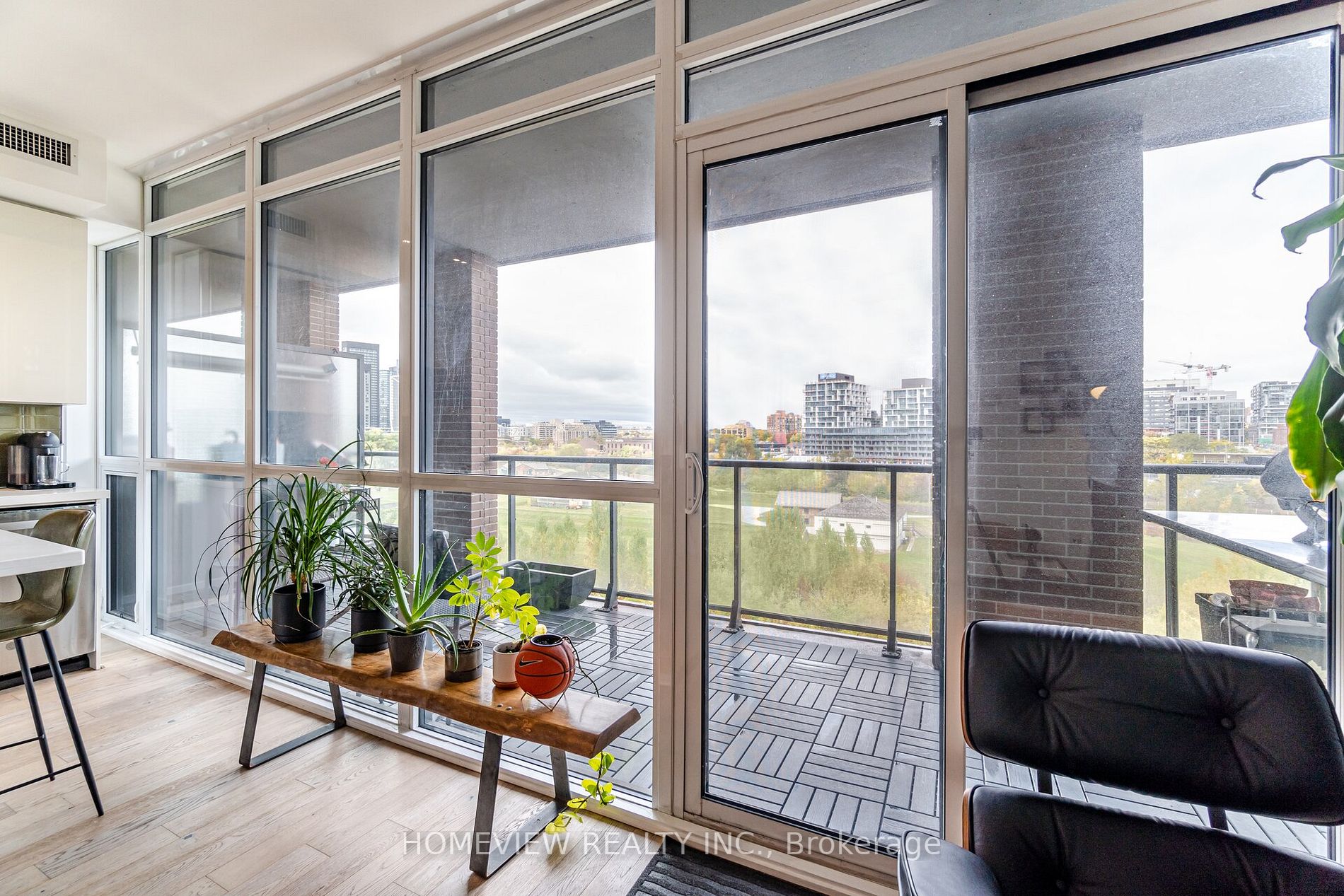169 Fort York Blvd, #729