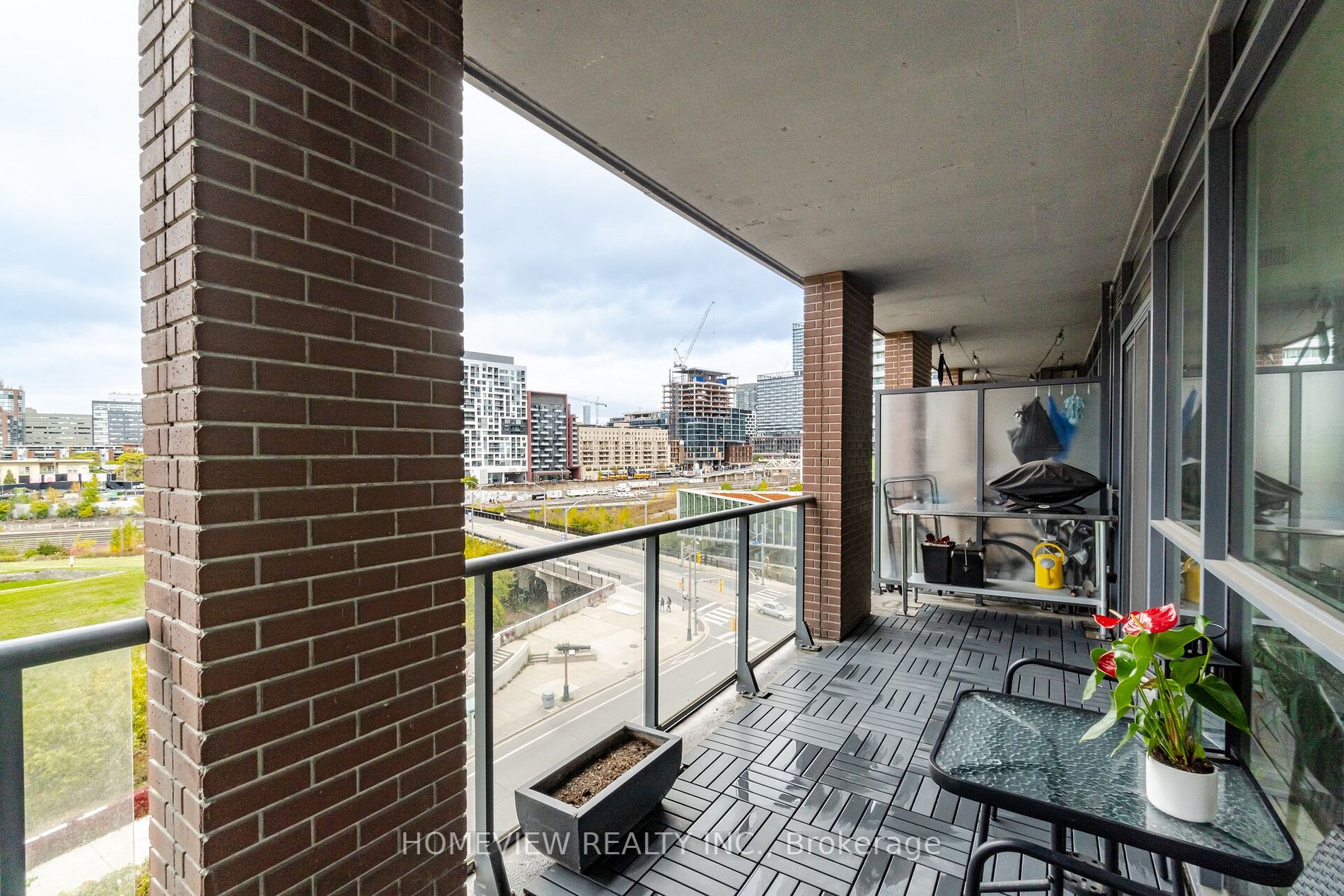 169 Fort York Blvd, #729