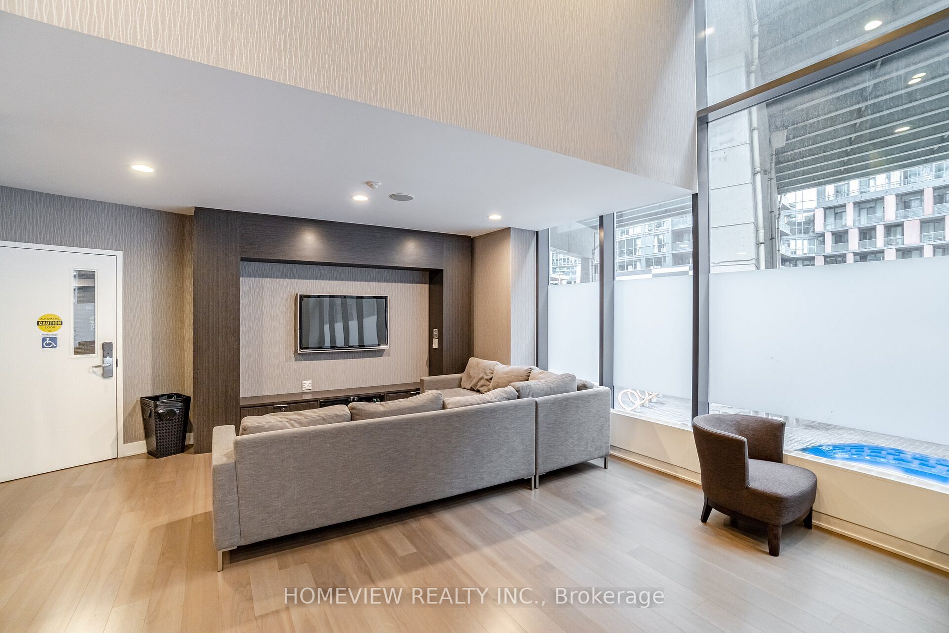 169 Fort York Blvd, #729