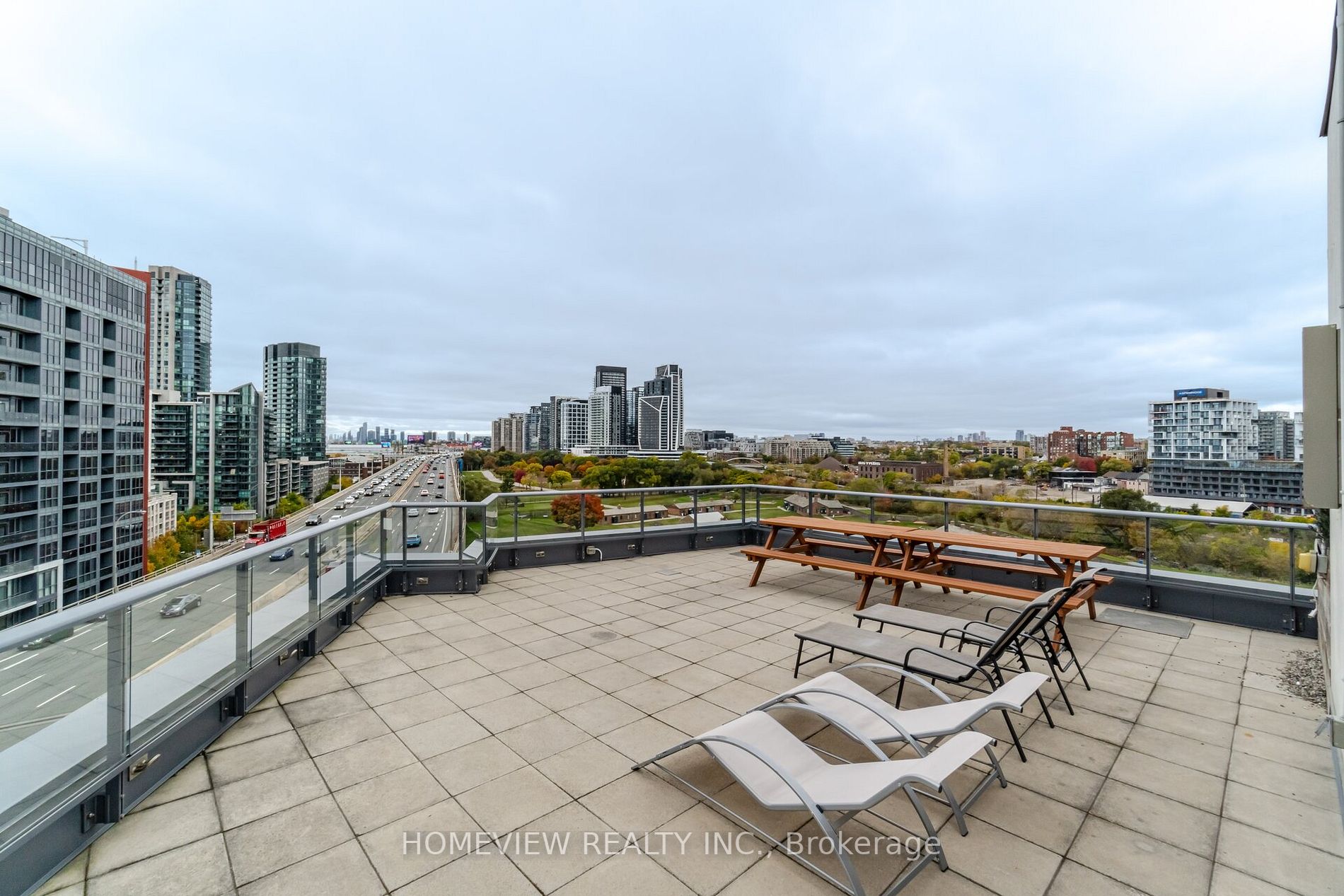 169 Fort York Blvd, #729