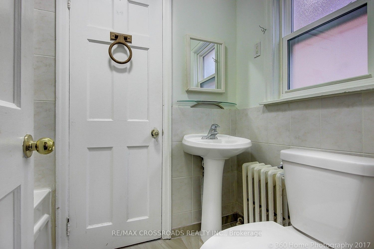 122 Braemar Ave, #-Main F