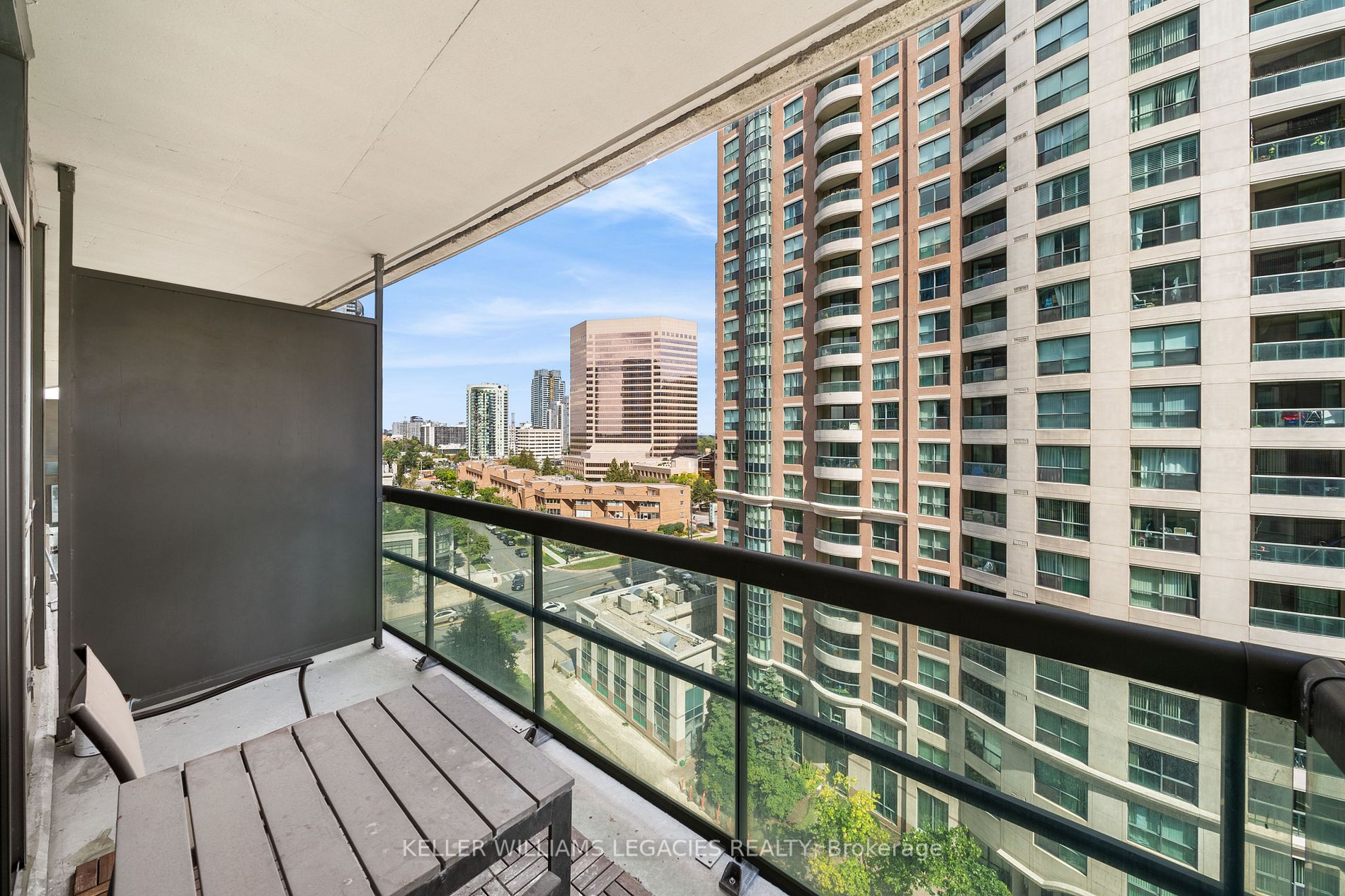 509 Beecroft Road, #1101