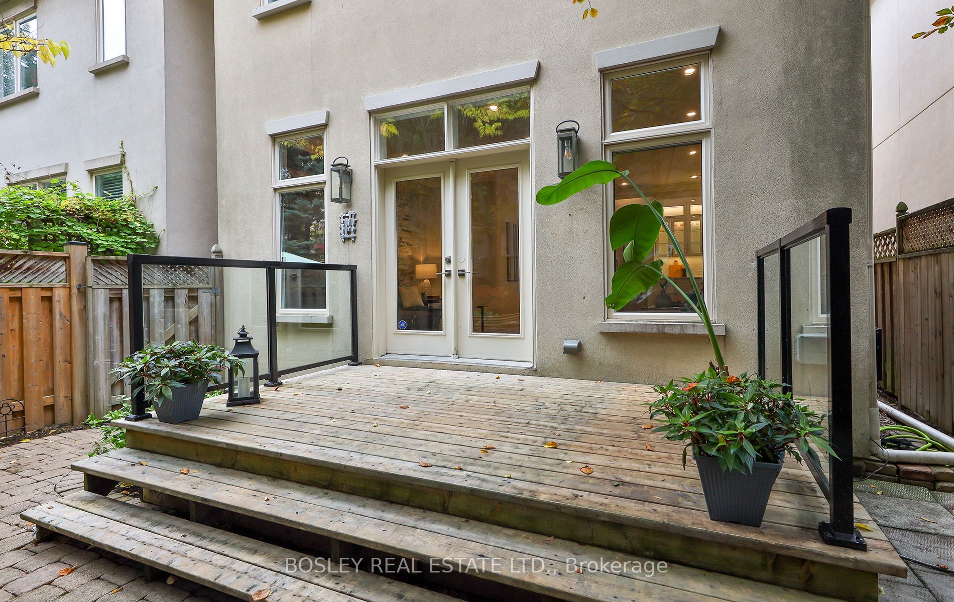 316 Broadway Avenue