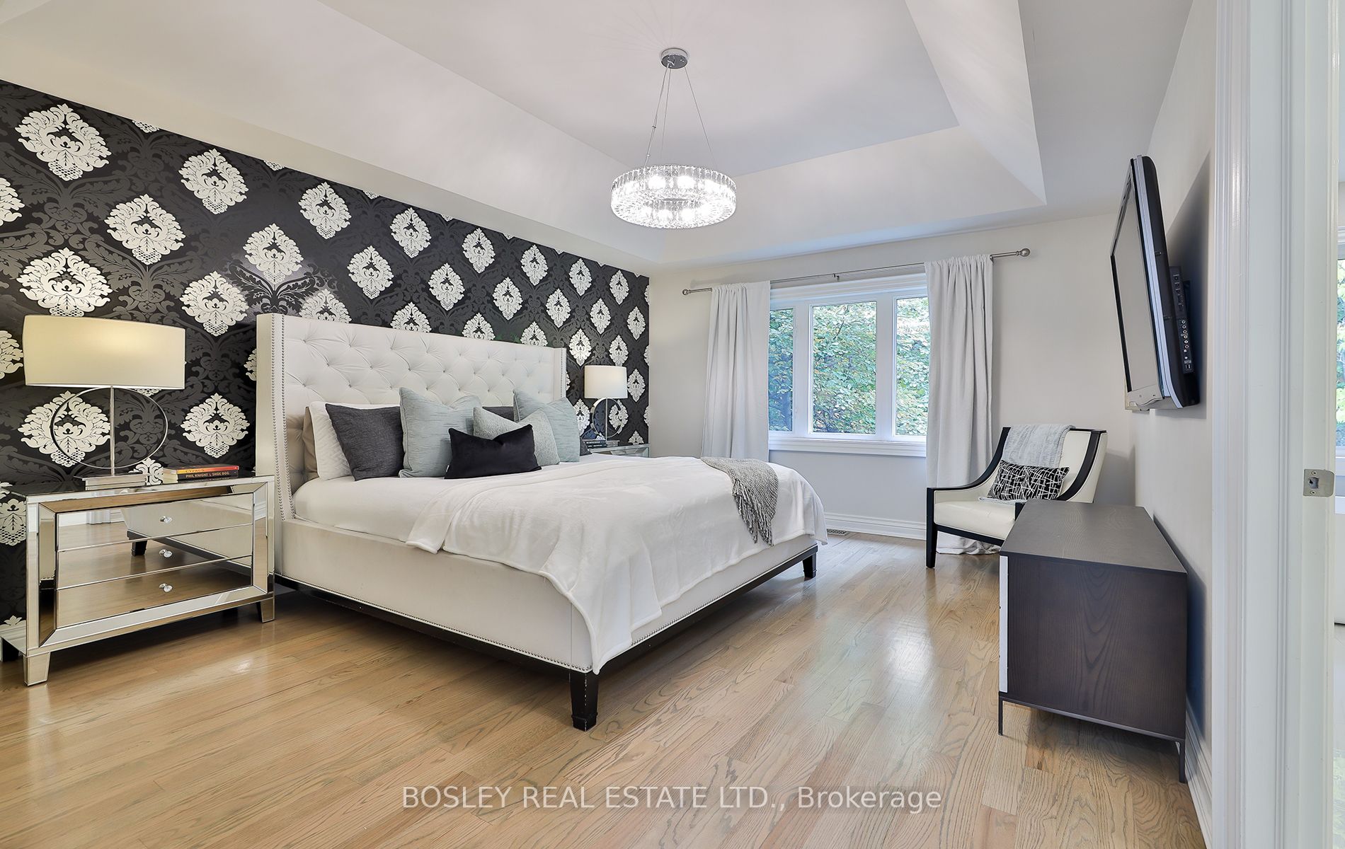316 Broadway Avenue