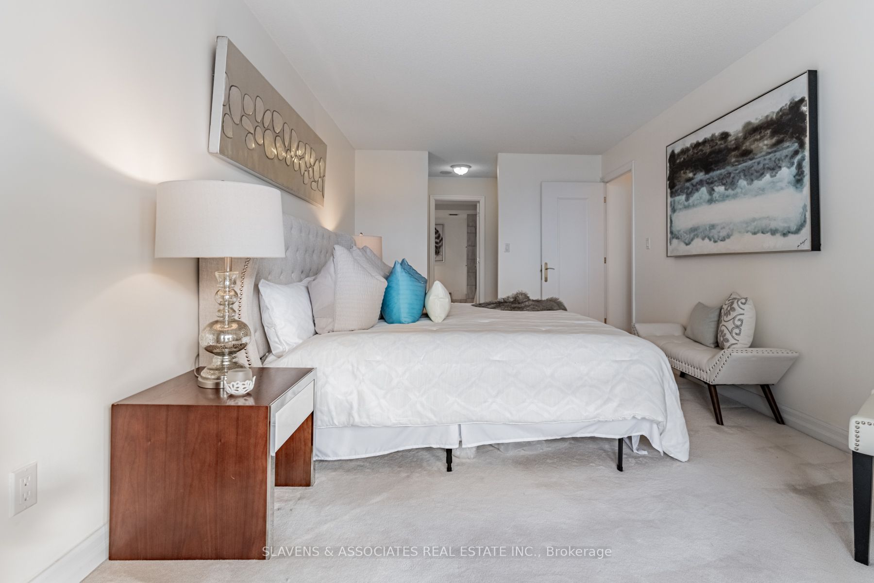 2727 Yonge St, #604
