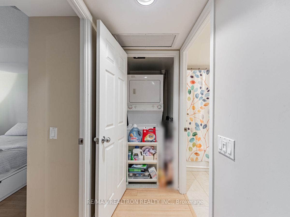 30 Harrison Garden Boulevard, #2509